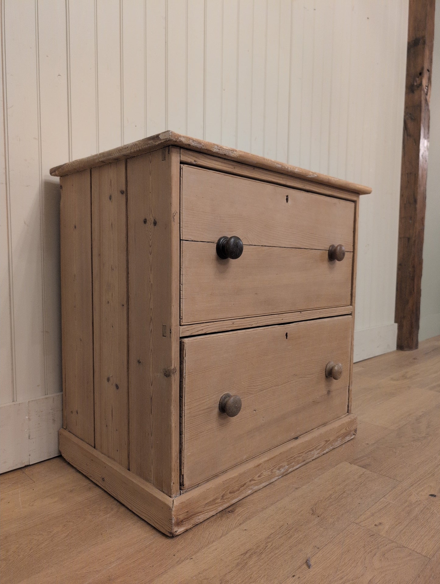English Pine 2 Drawer Chest