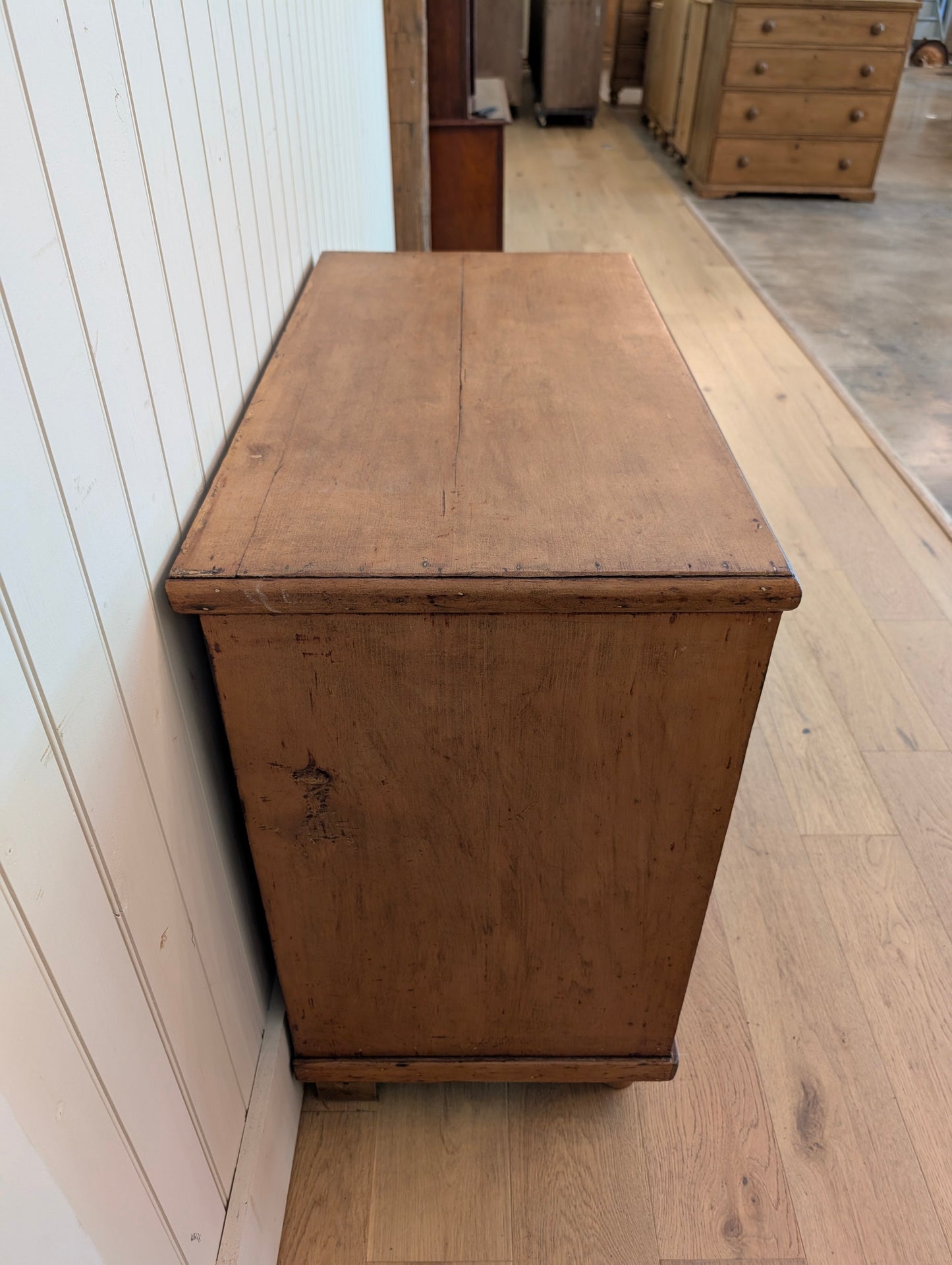 2 Over 2 Pine Chest - Dark Knob
