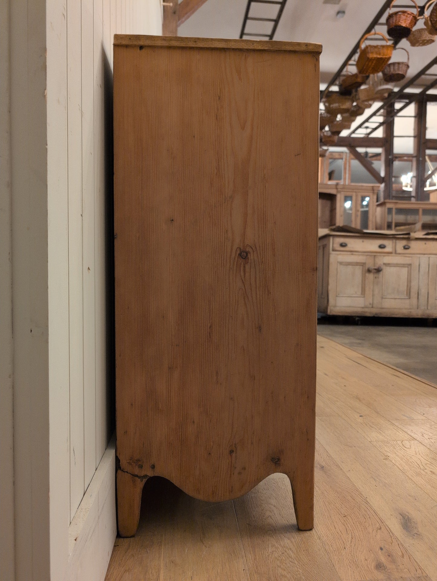 Georgian Style 2 Over 3 Chest