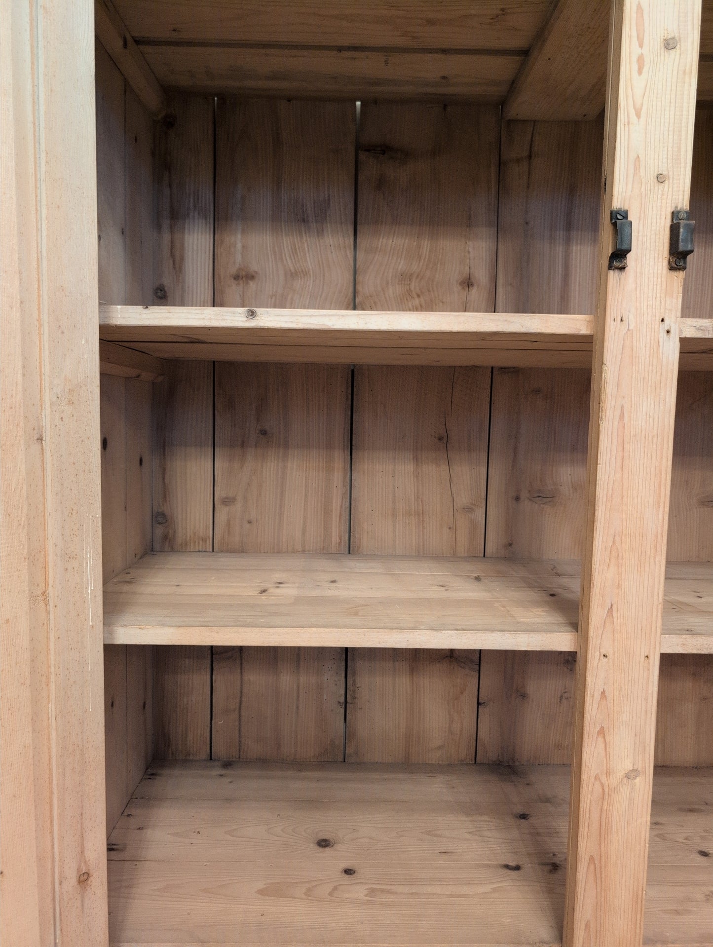 2 Door Larder Cupboard