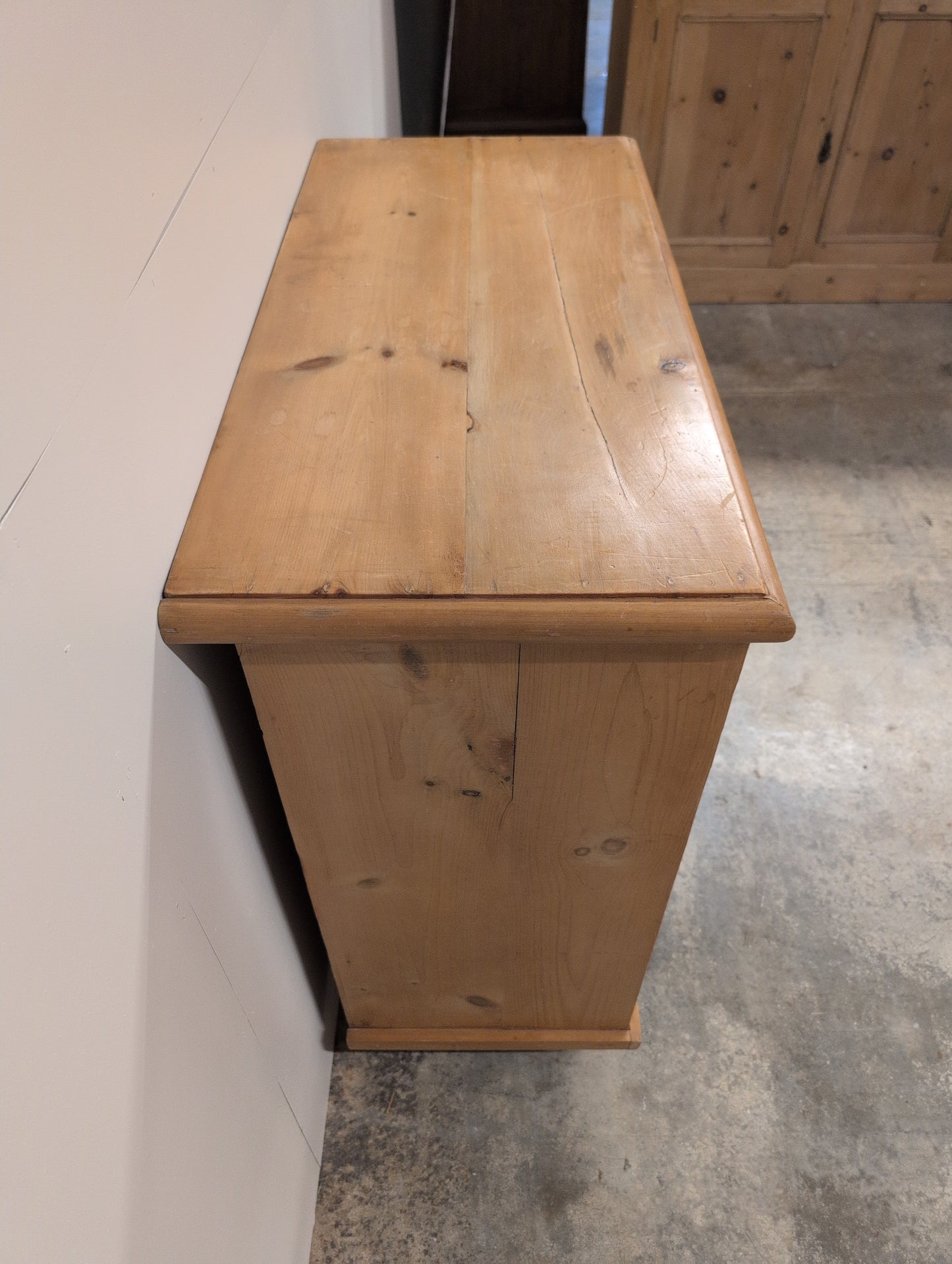 Honey Pine 2 Over 3 Chest