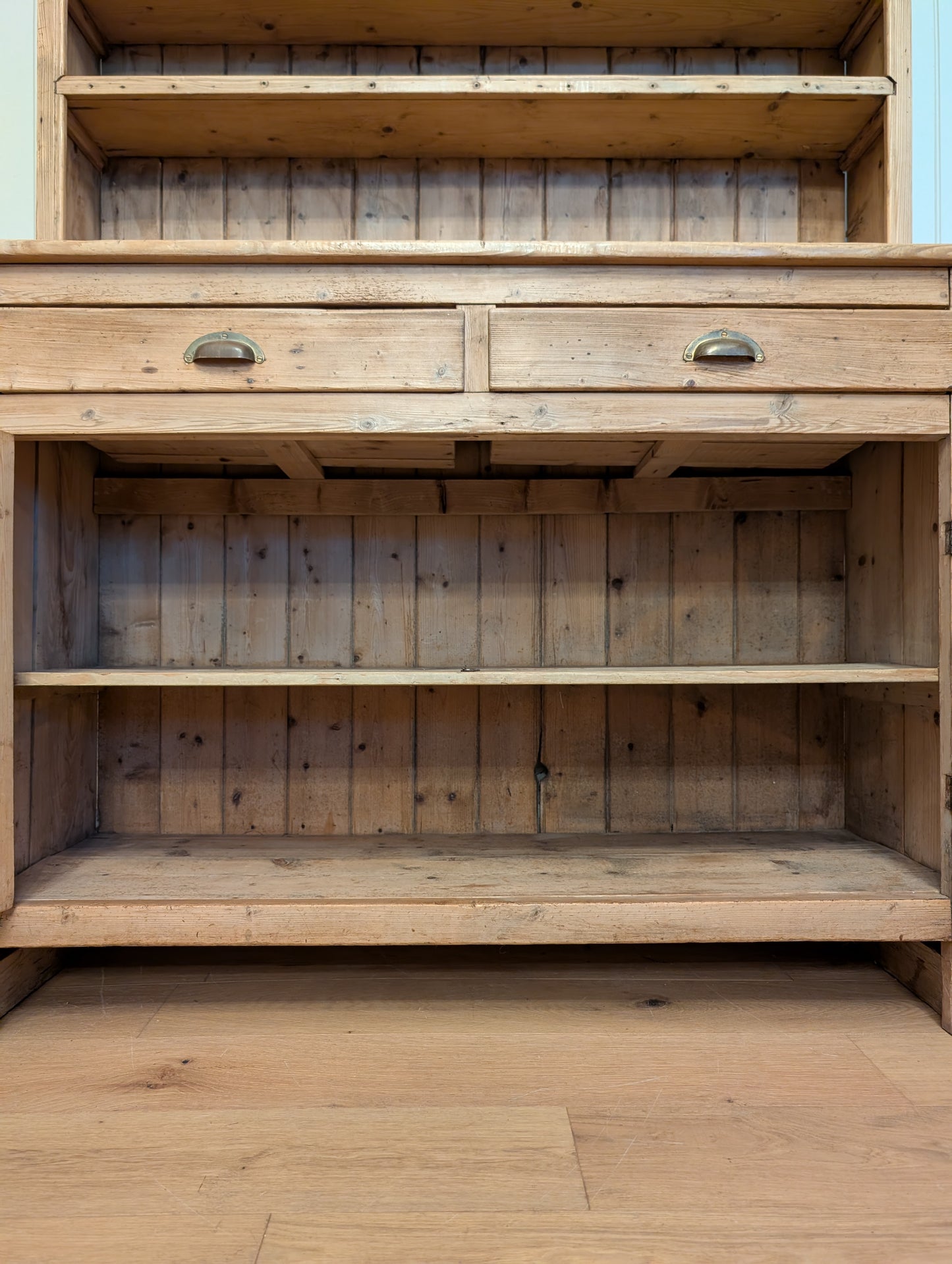 One Piece Irish Pine Hutch