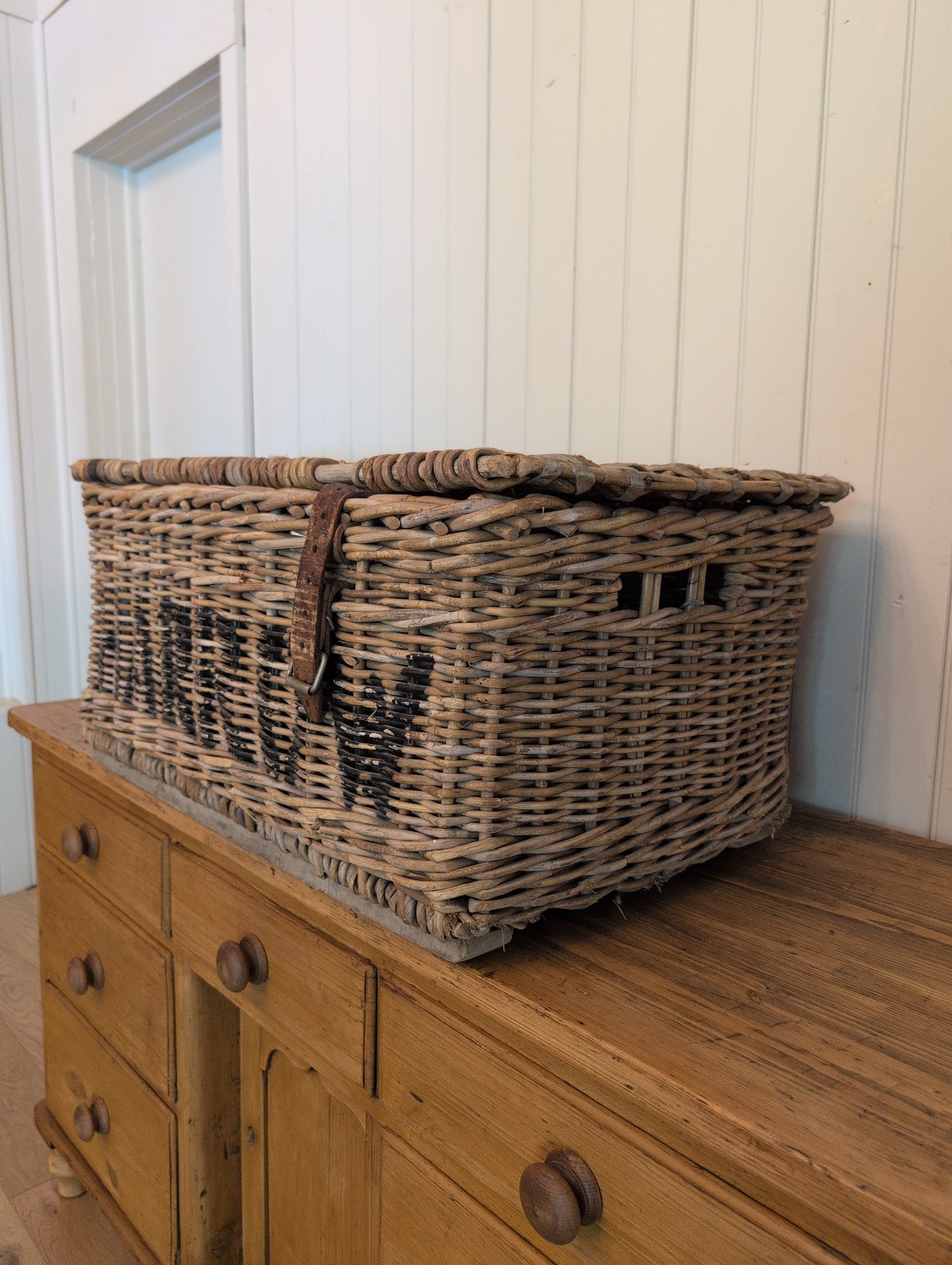 English Laundry Basket Harrow