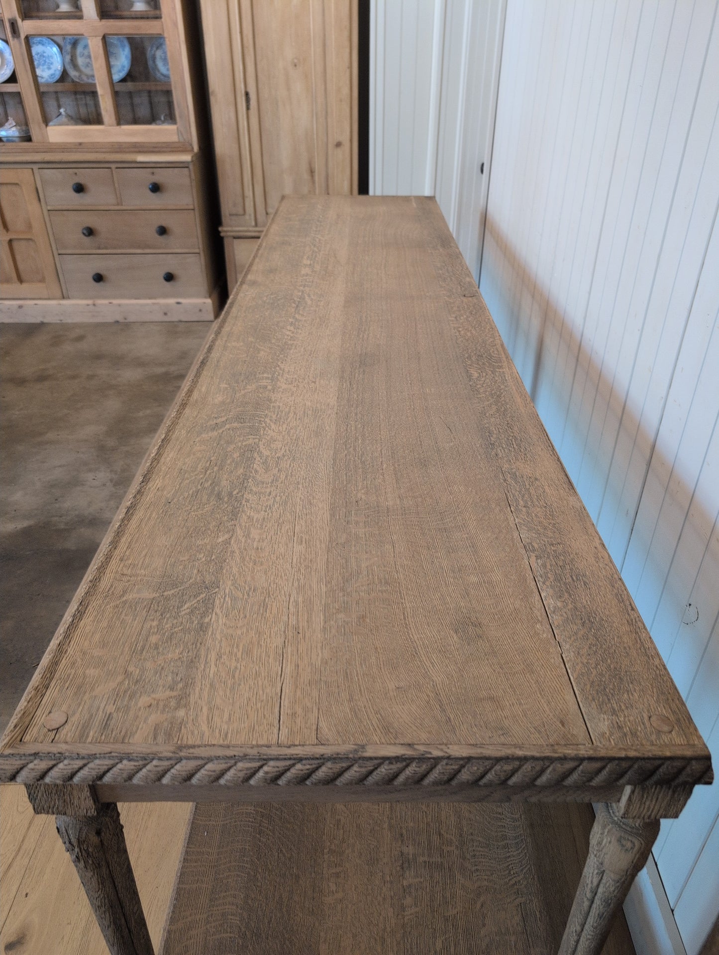 Scrubbed Oak Belgian Drapers Table 2