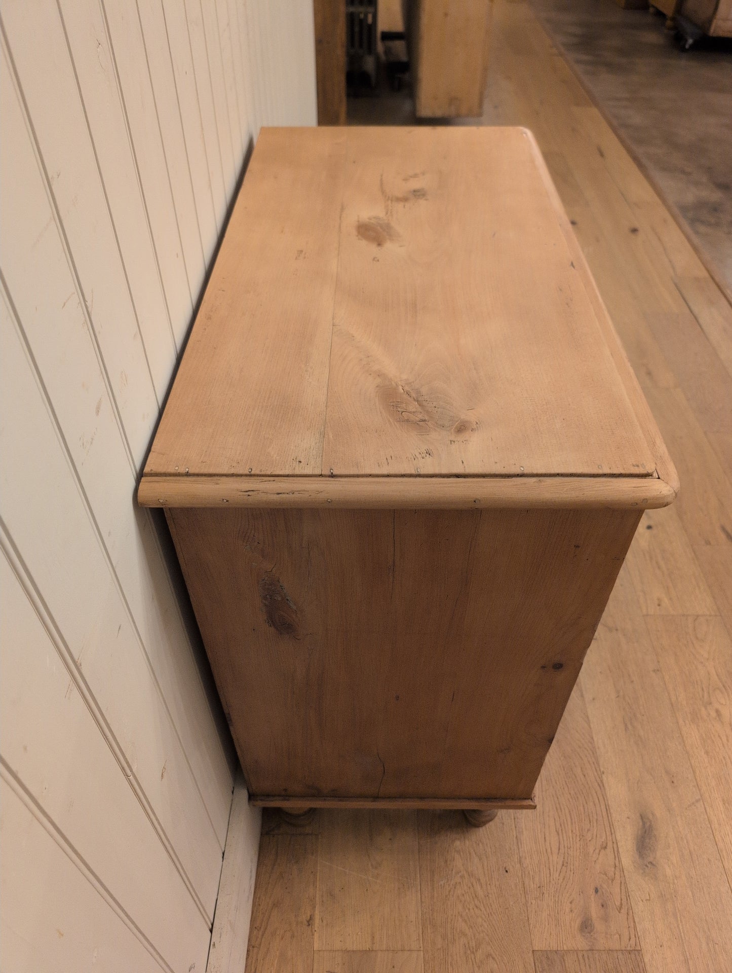 English Pine 2 Over 2 Chest