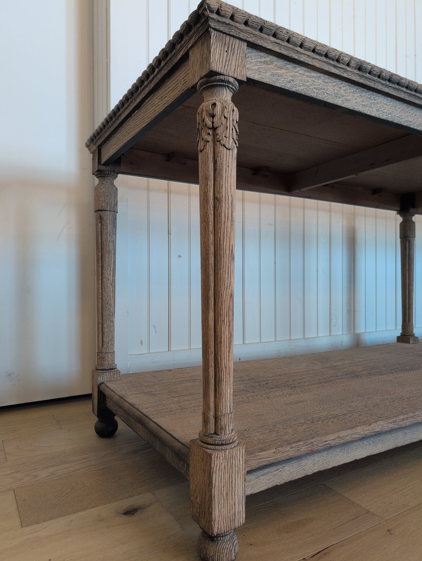 Scrubbed Oak Belgian Drapers Table 1