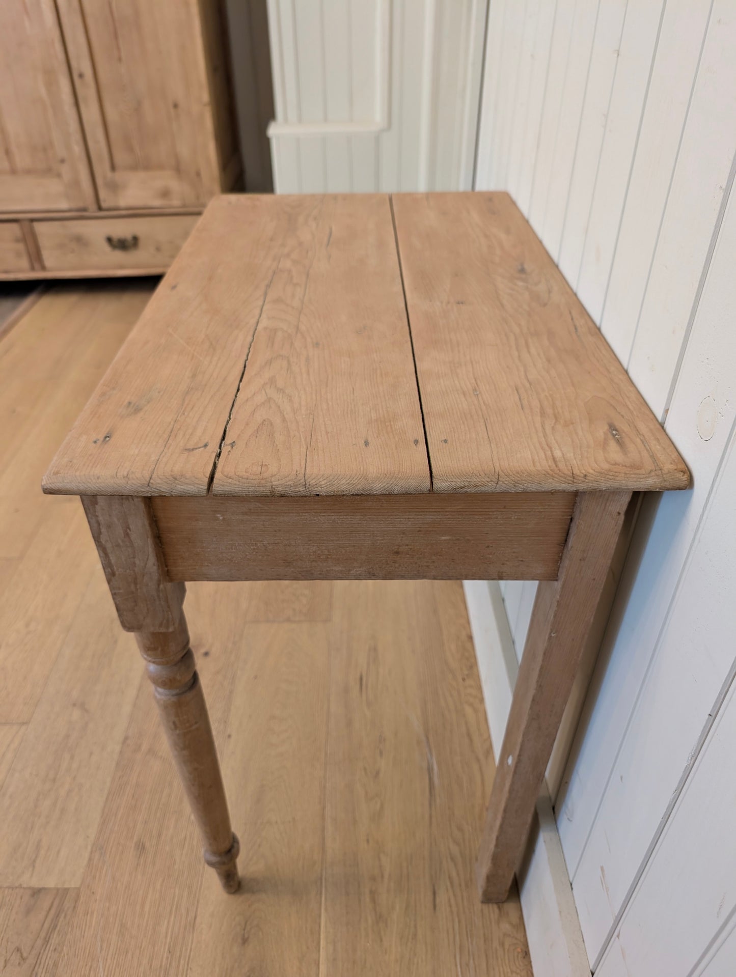 Single Drawer Pine Side Table