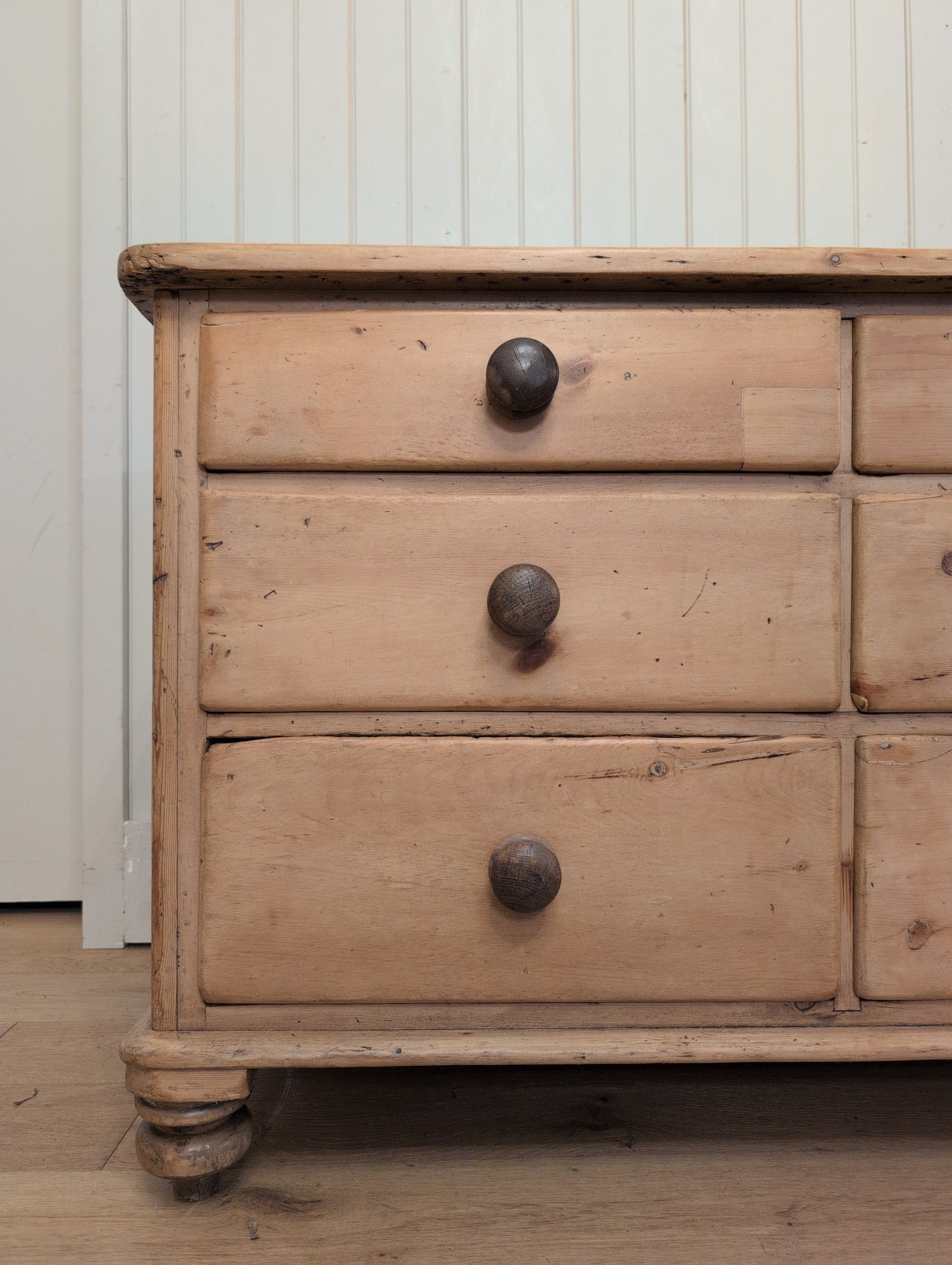 English Pine Bank of 9 Drawers
