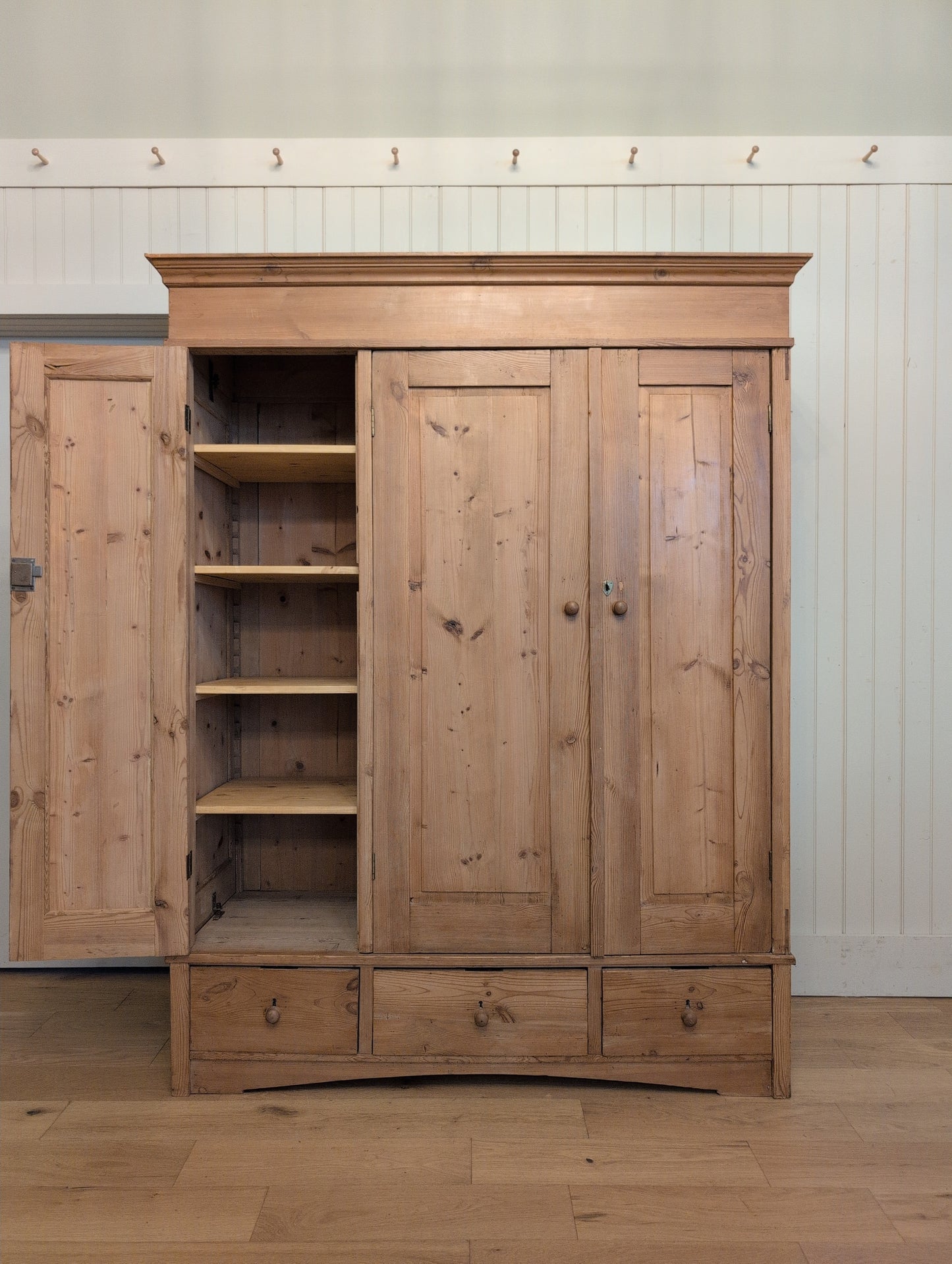 English Pine Triple Door Knockdown