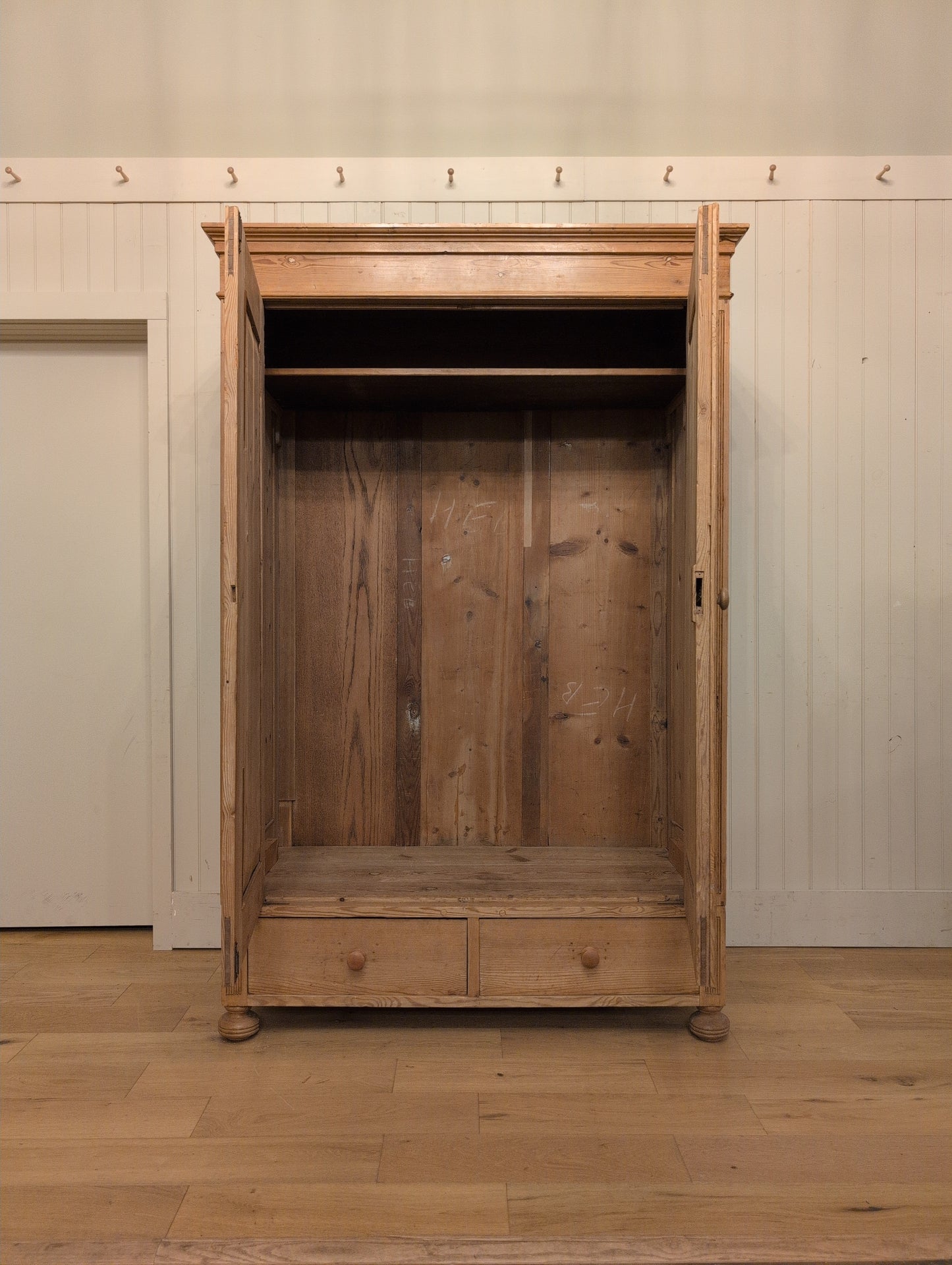 Traditional English Pine Wardrobe
