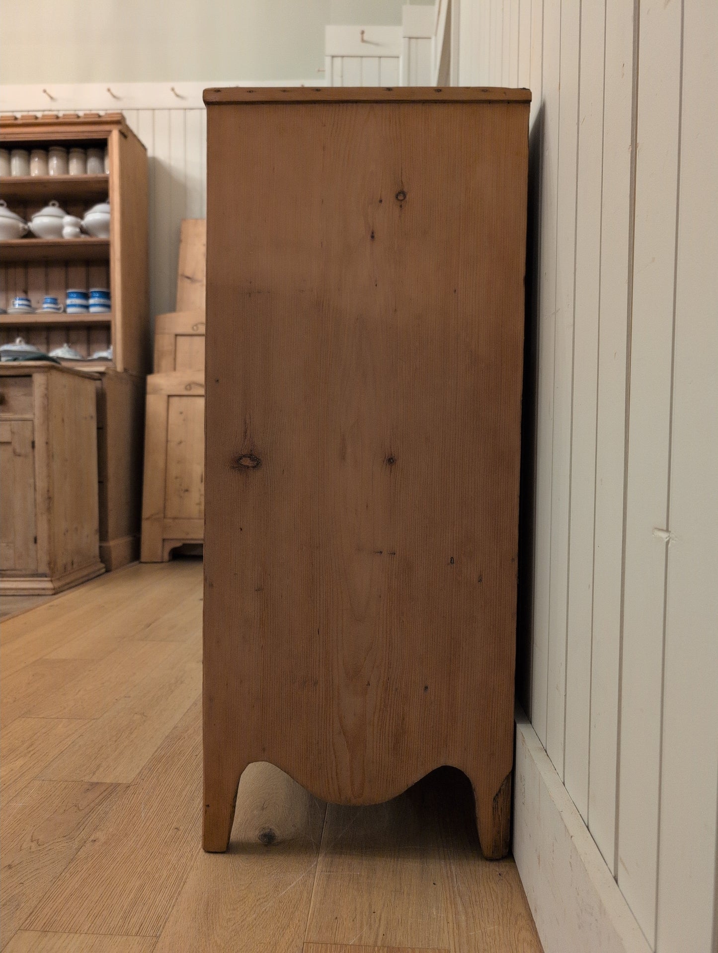 Georgian Style 2 Over 3 Chest