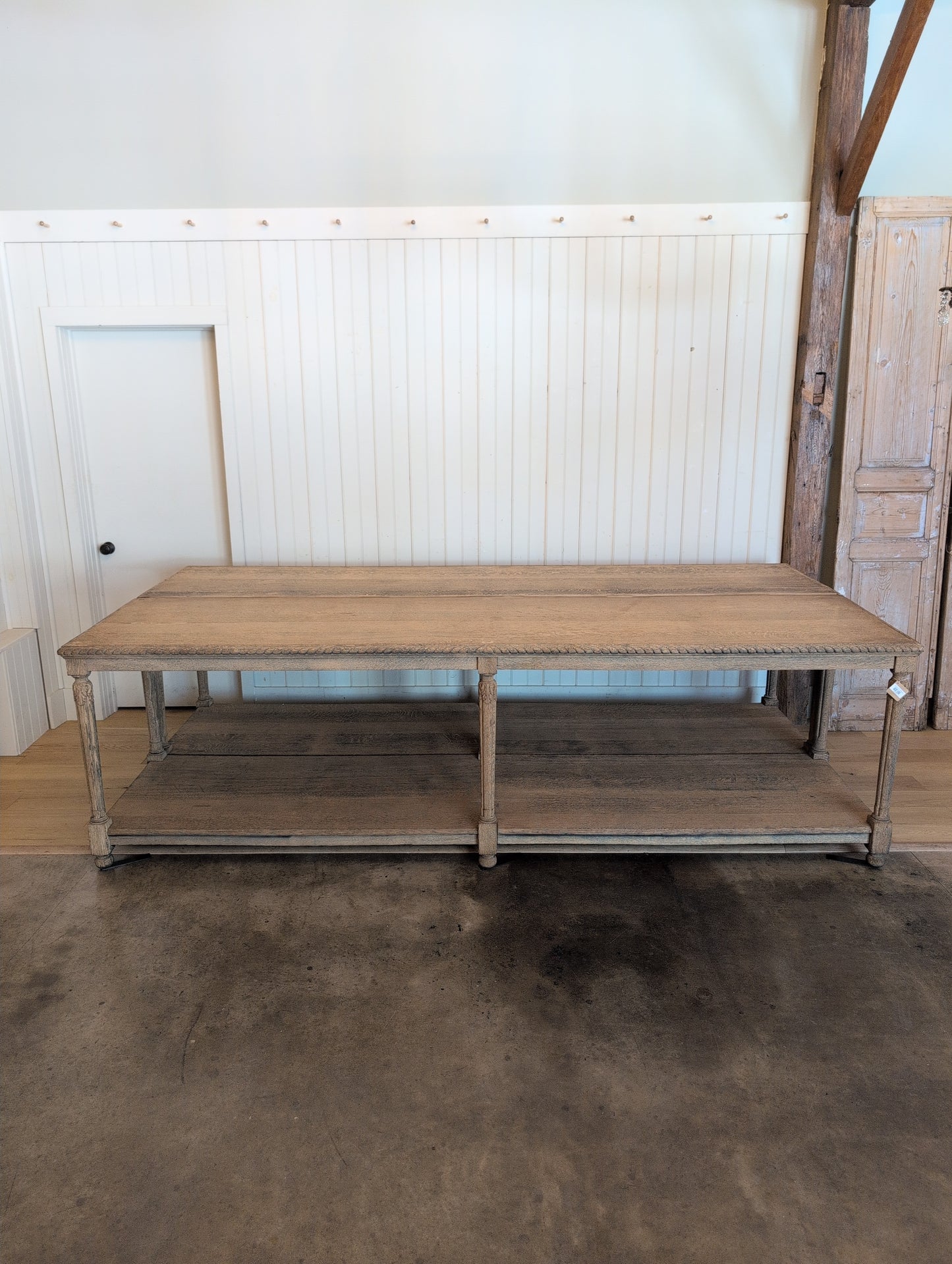 Scrubbed Oak Belgian Drapers Table 1