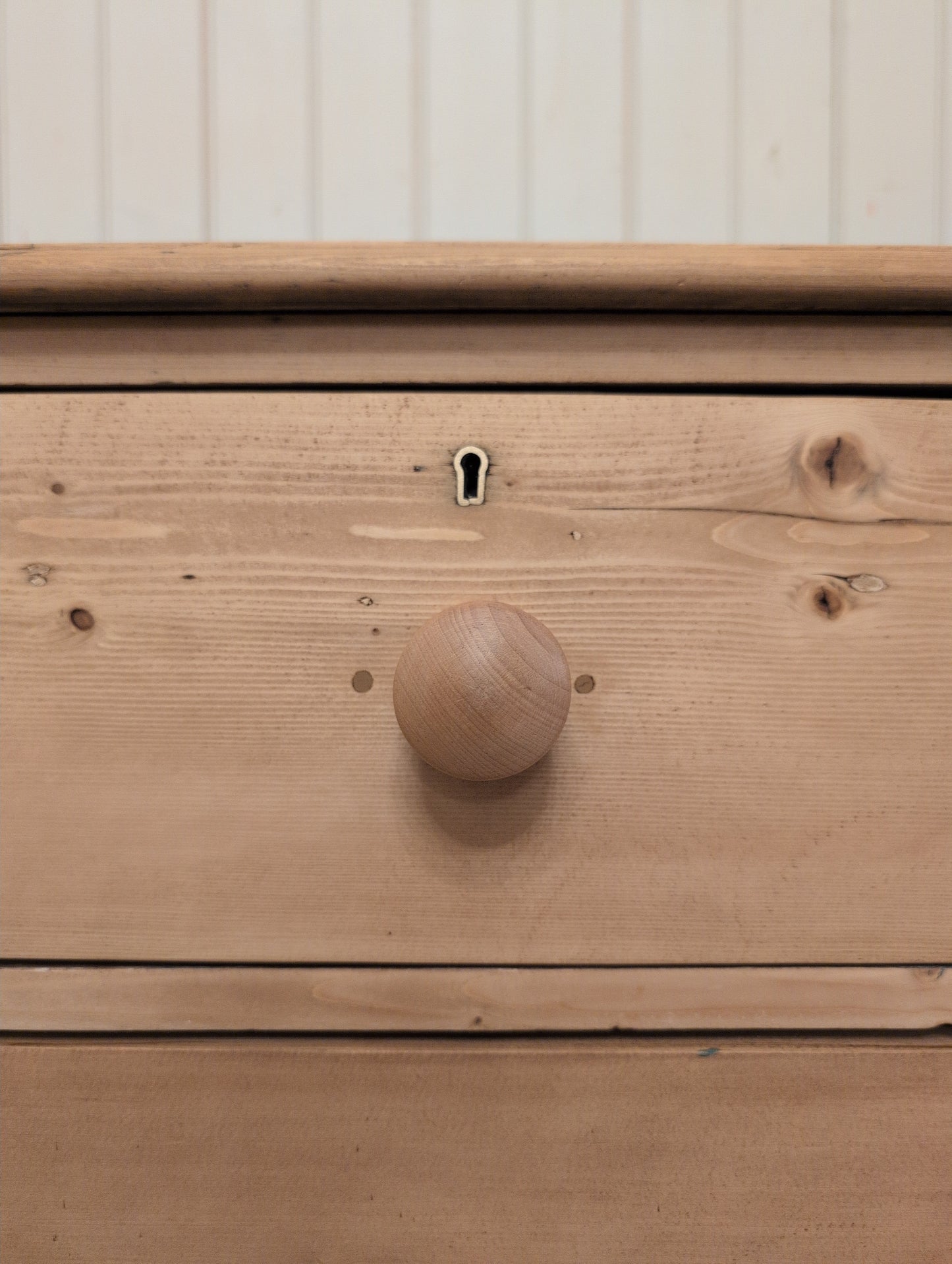 Victorian Pine 2/2 Chest - Plinth