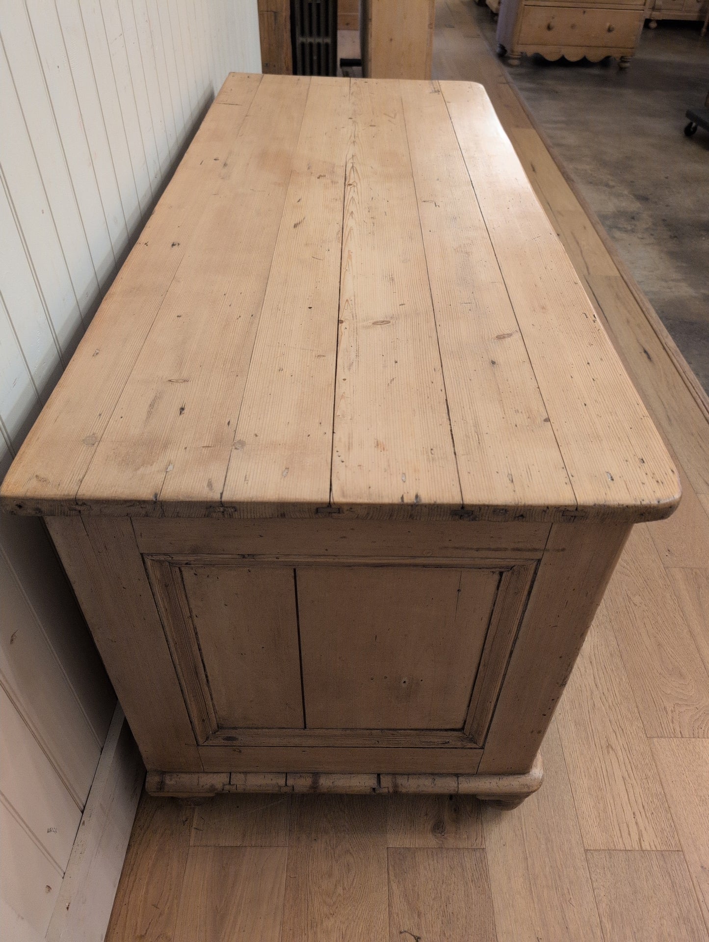 English Pine Bank of 9 Drawers