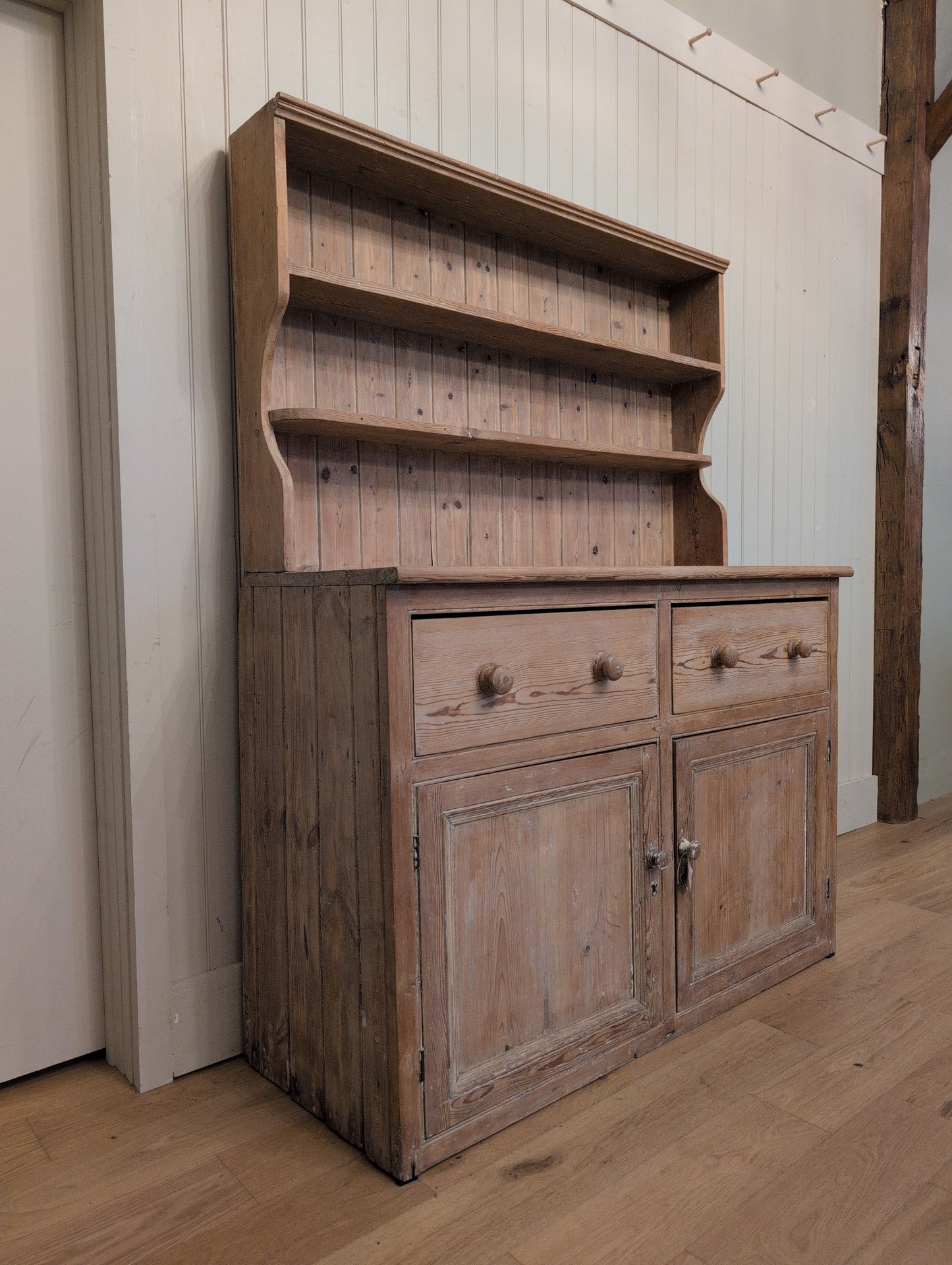 Stout English Pine Hutch
