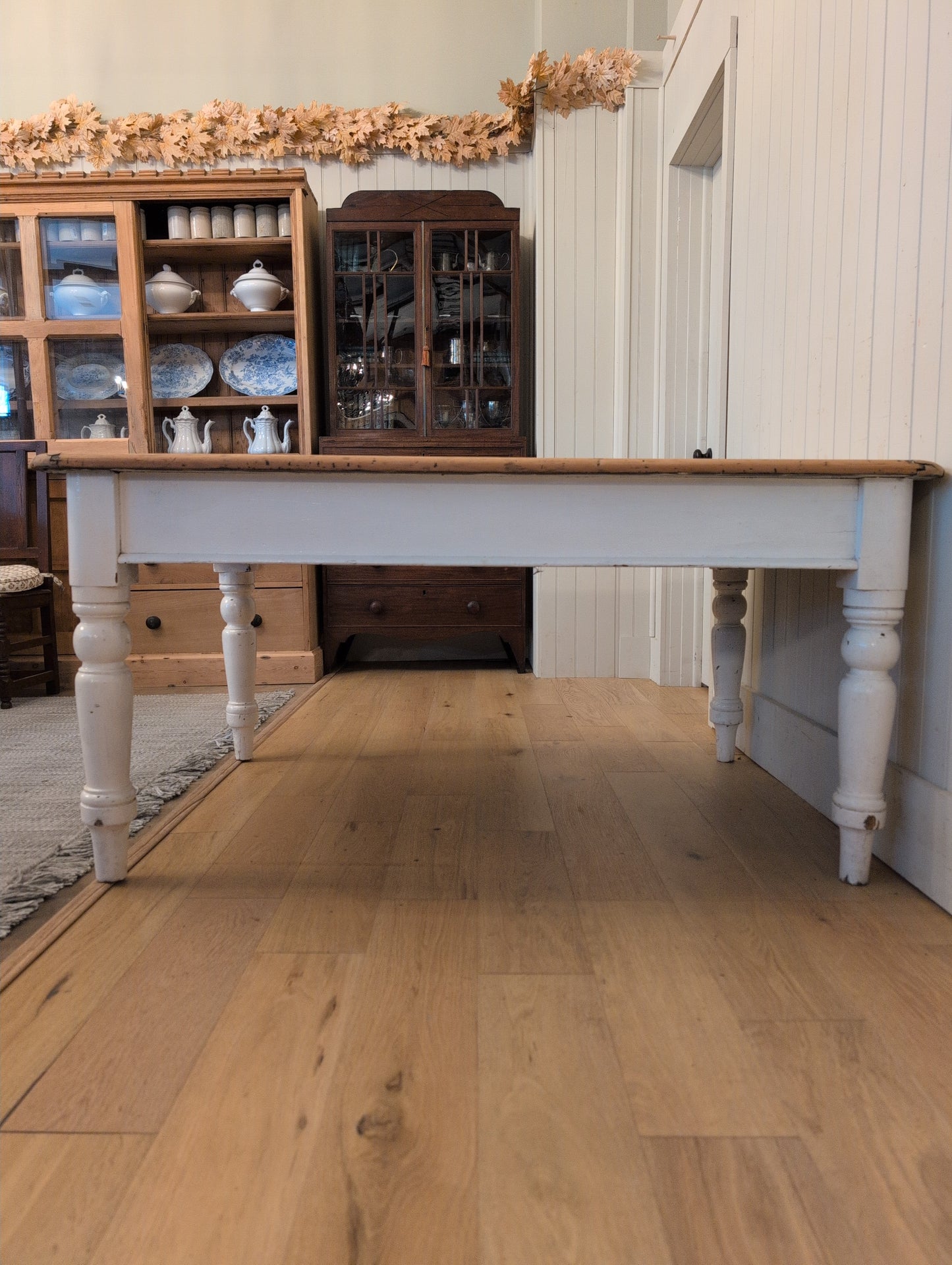 White/Pine Kitchen Table