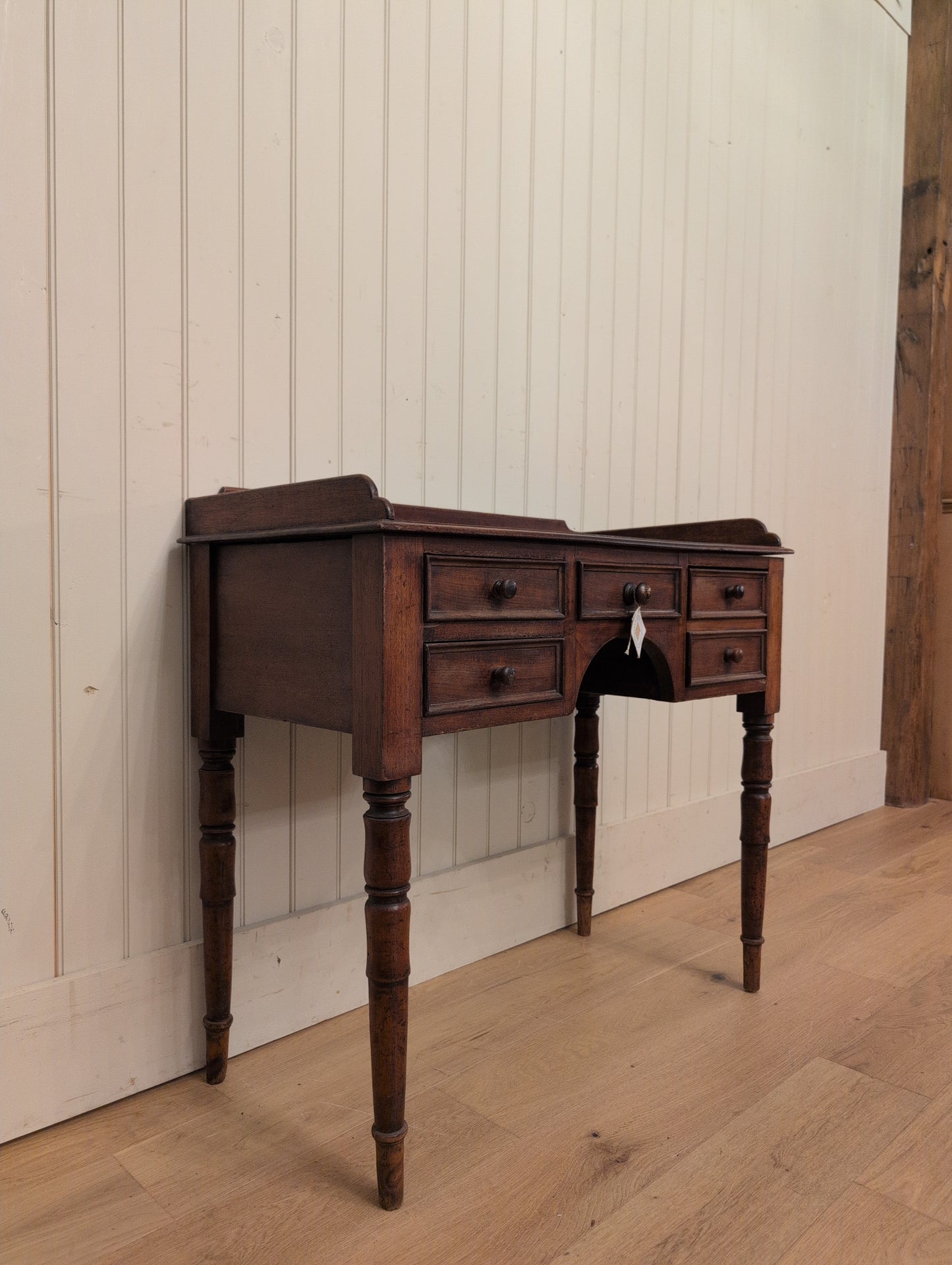 Mahogany Vanity Table