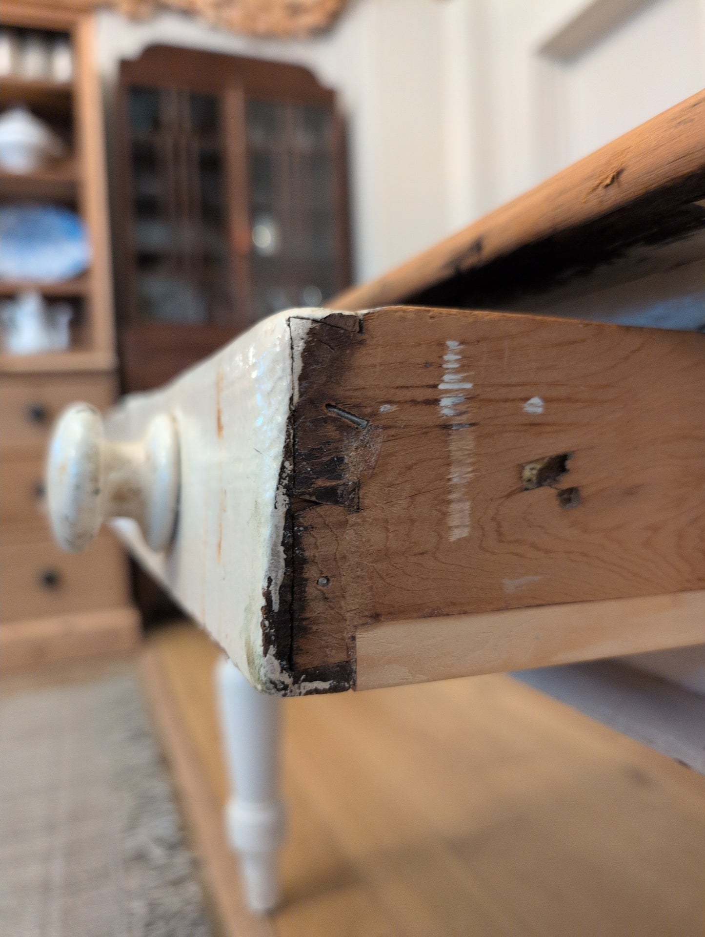 White/Pine Kitchen Table