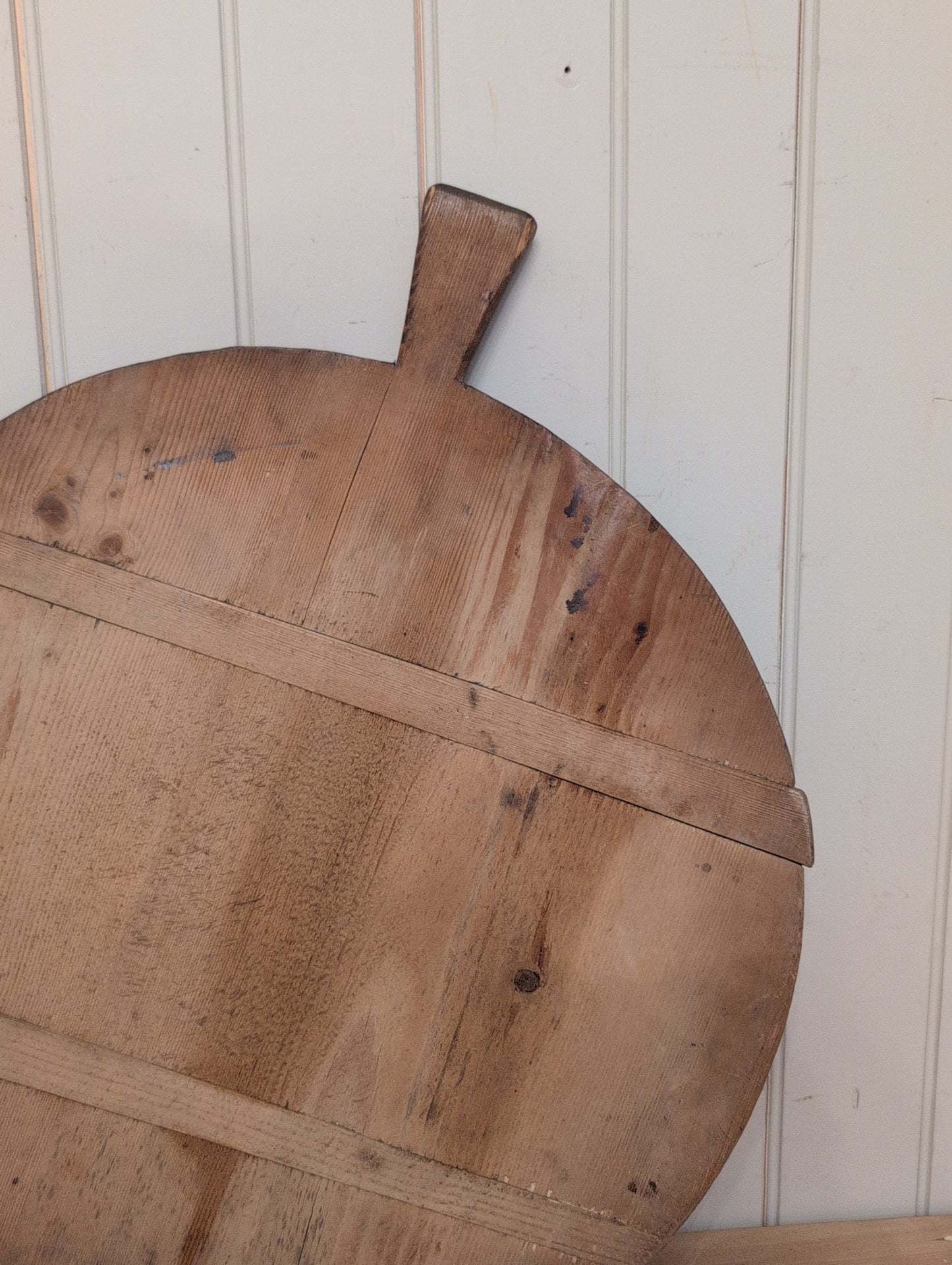 Round European Breadboard M