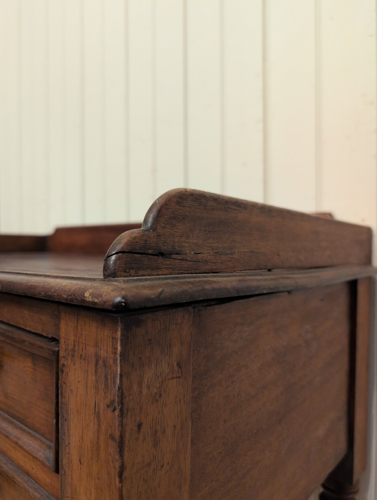Mahogany Vanity Table