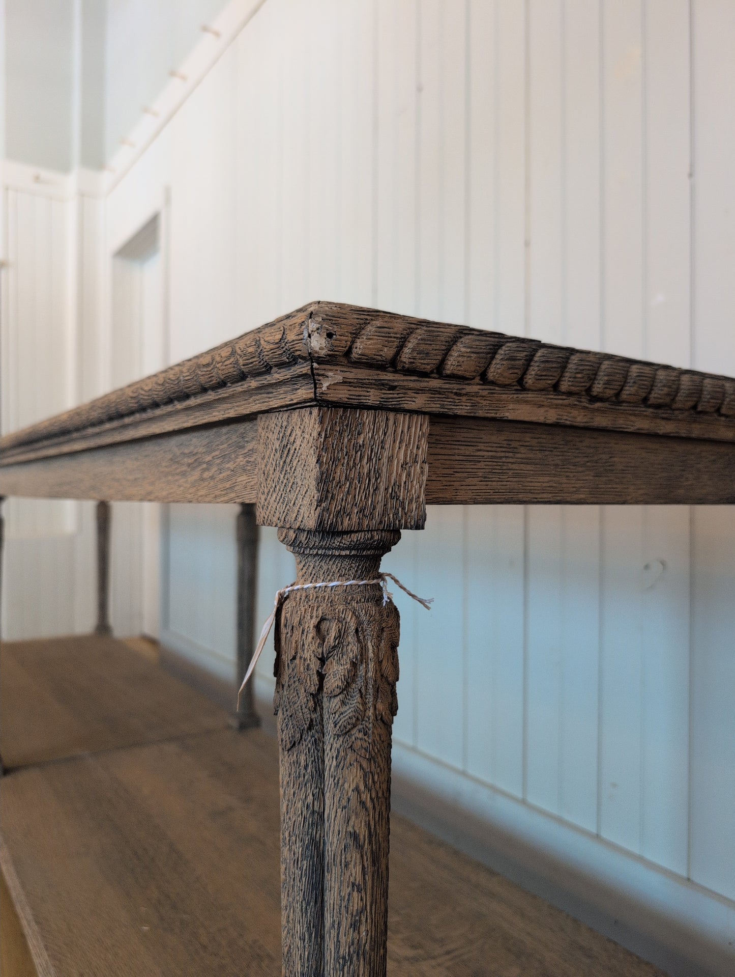 Scrubbed Oak Belgian Drapers Table 1