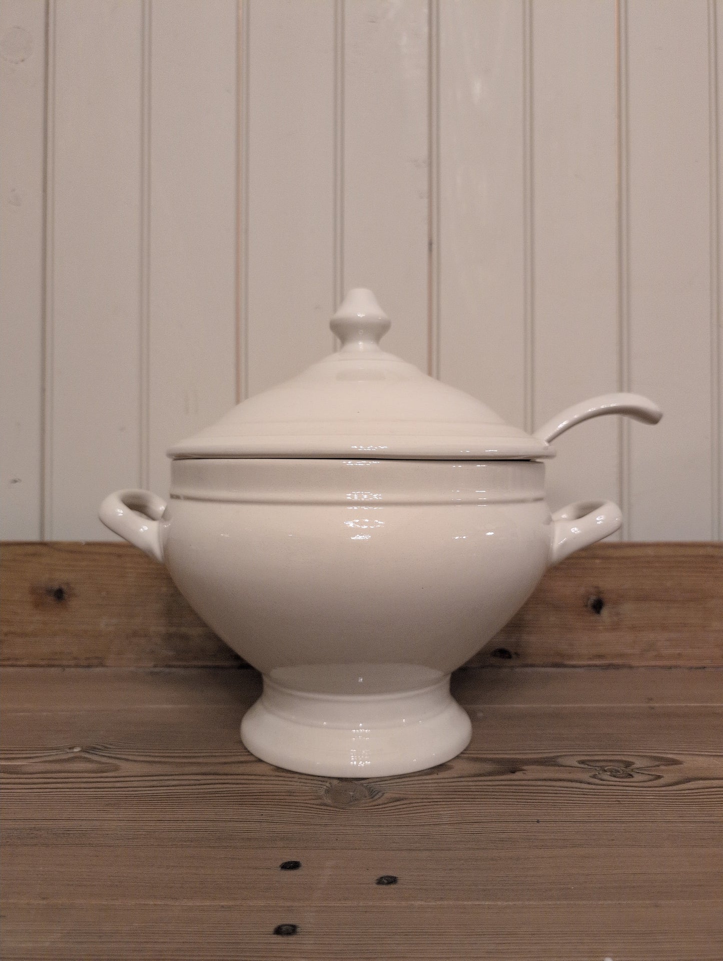 Ironstone Soupiere Lid/Ladle 63