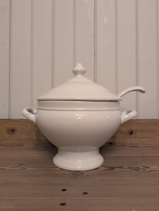 Ironstone Soupiere Lid/Ladle 63