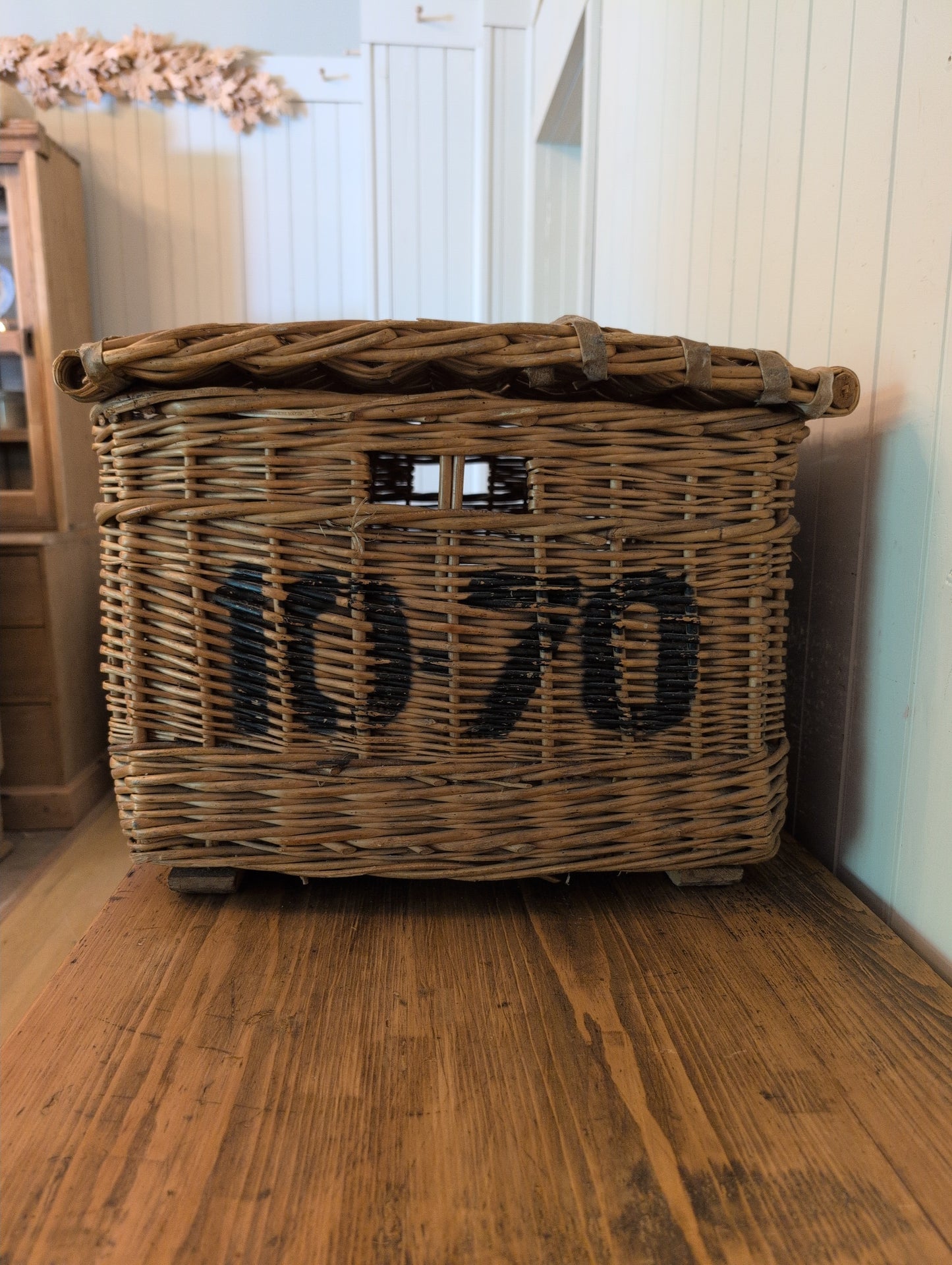 English Laundry Basket Southern