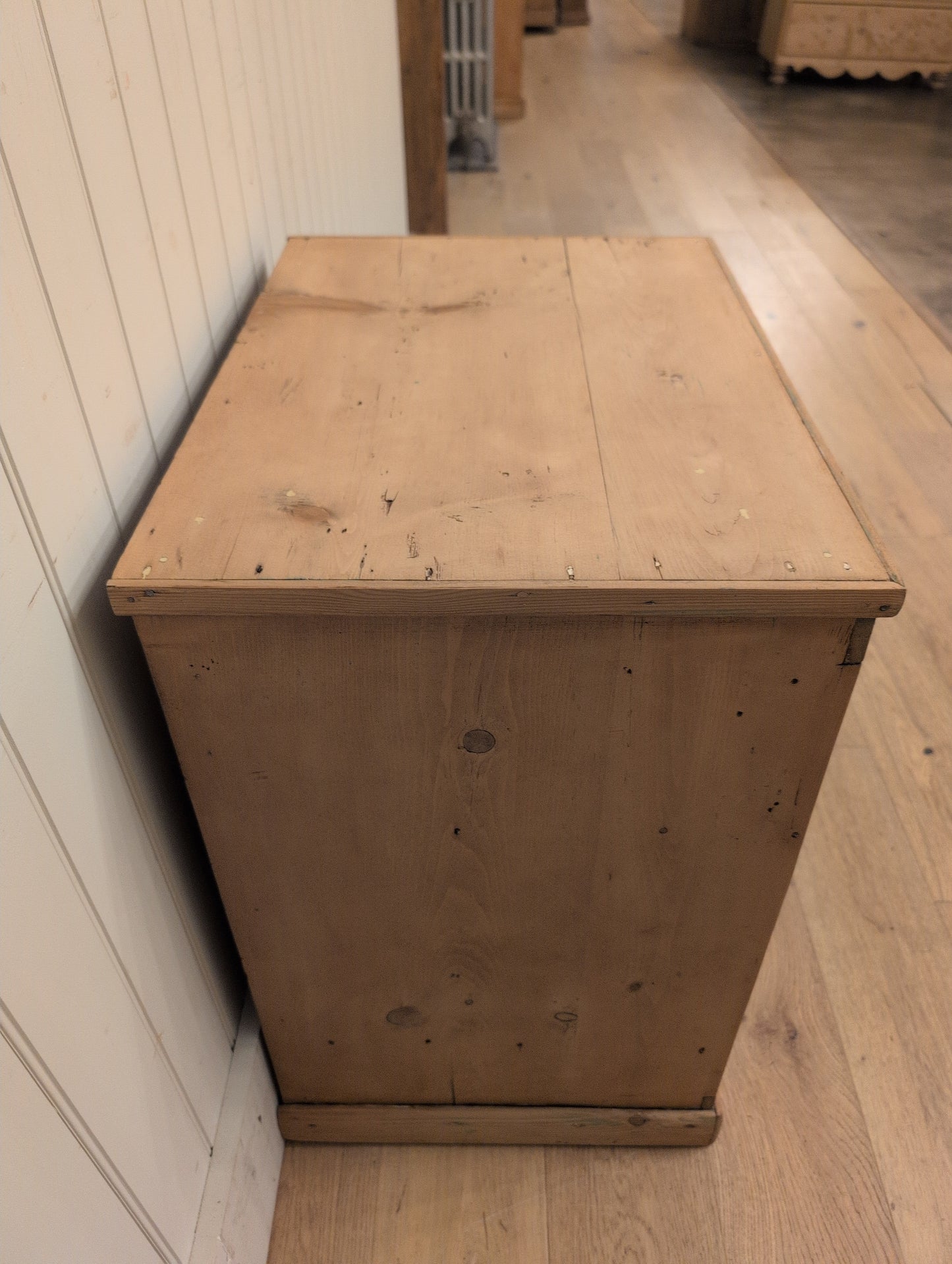 3 Drawer Bedside Cupboard