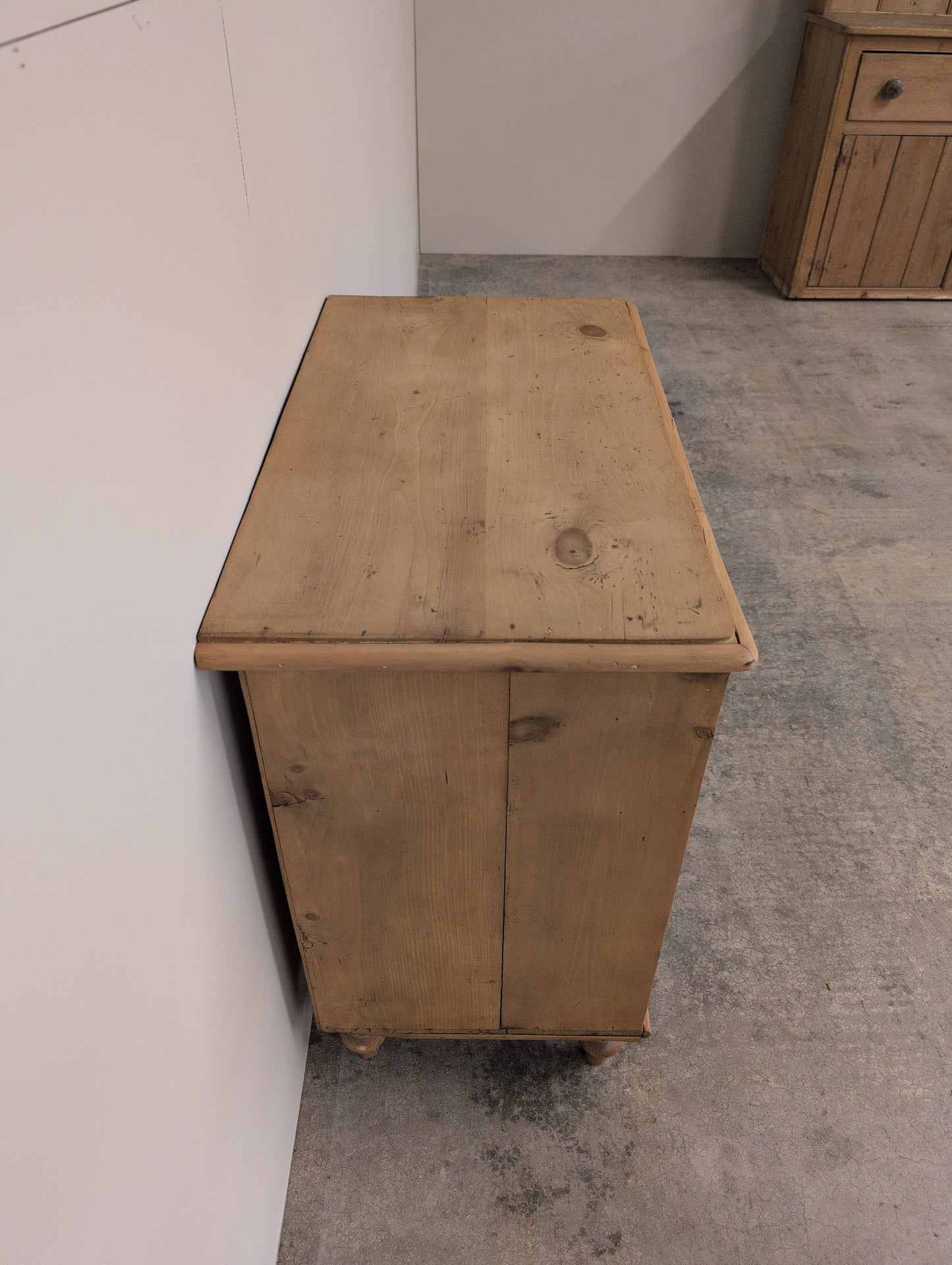 Early 20th c. 2 Over 2 Chest