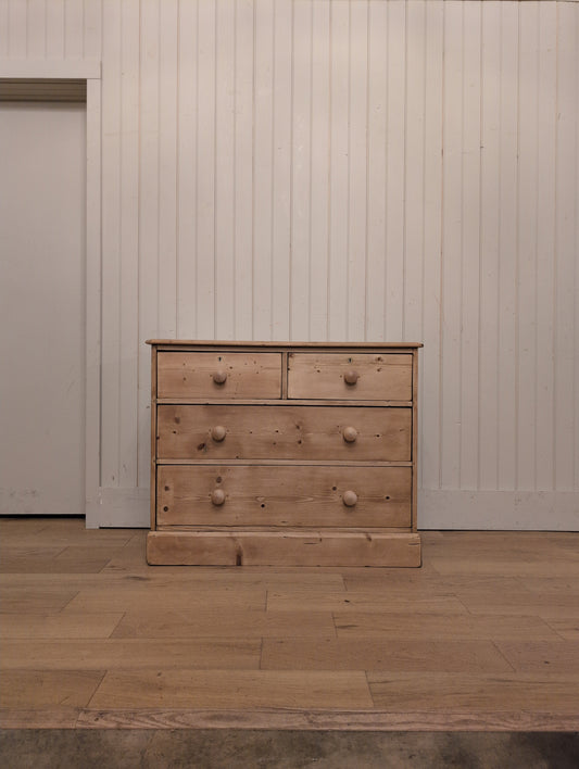 Victorian Pine 2/2 Chest - Plinth