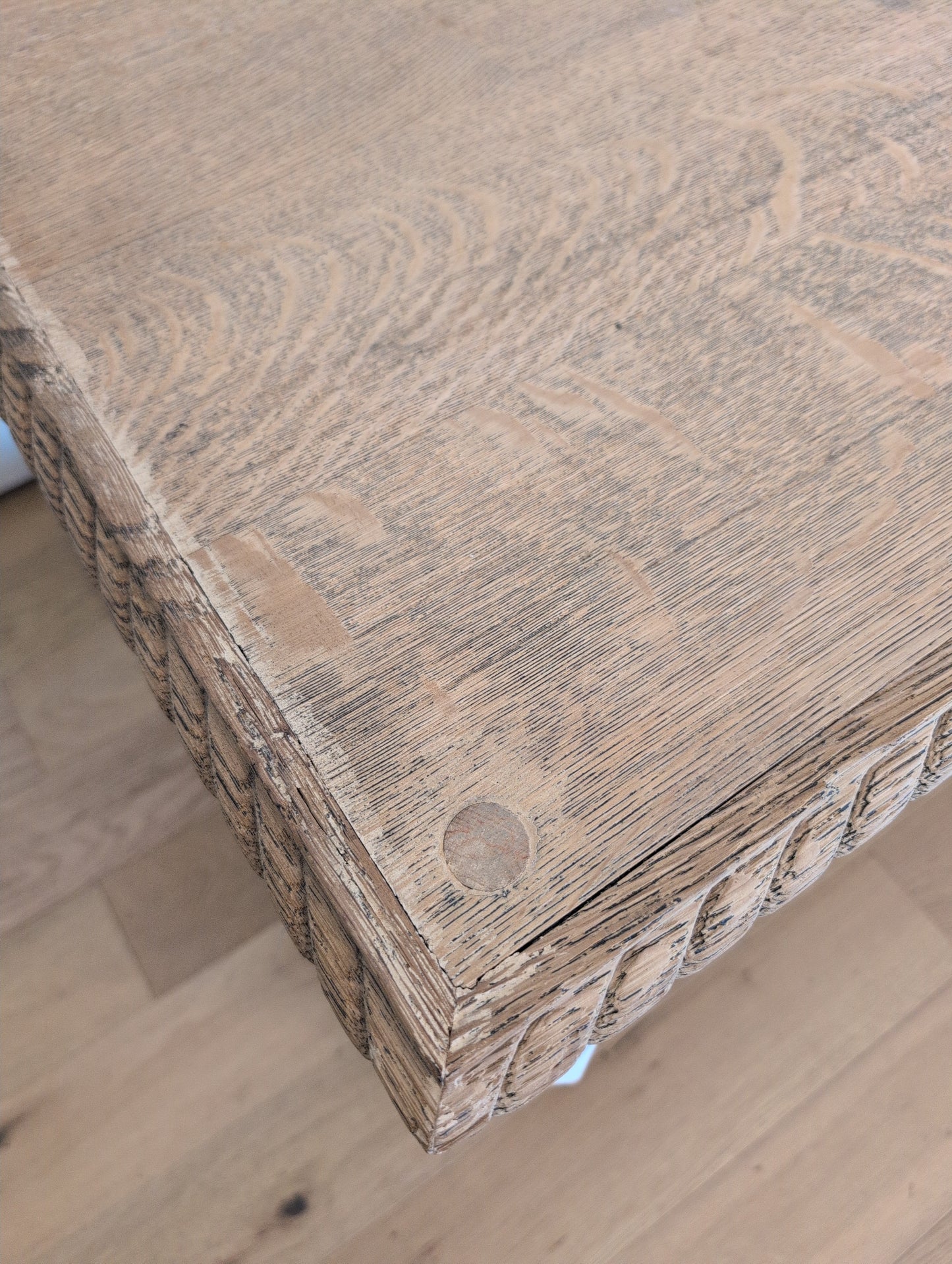 Scrubbed Oak Belgian Drapers Table 2