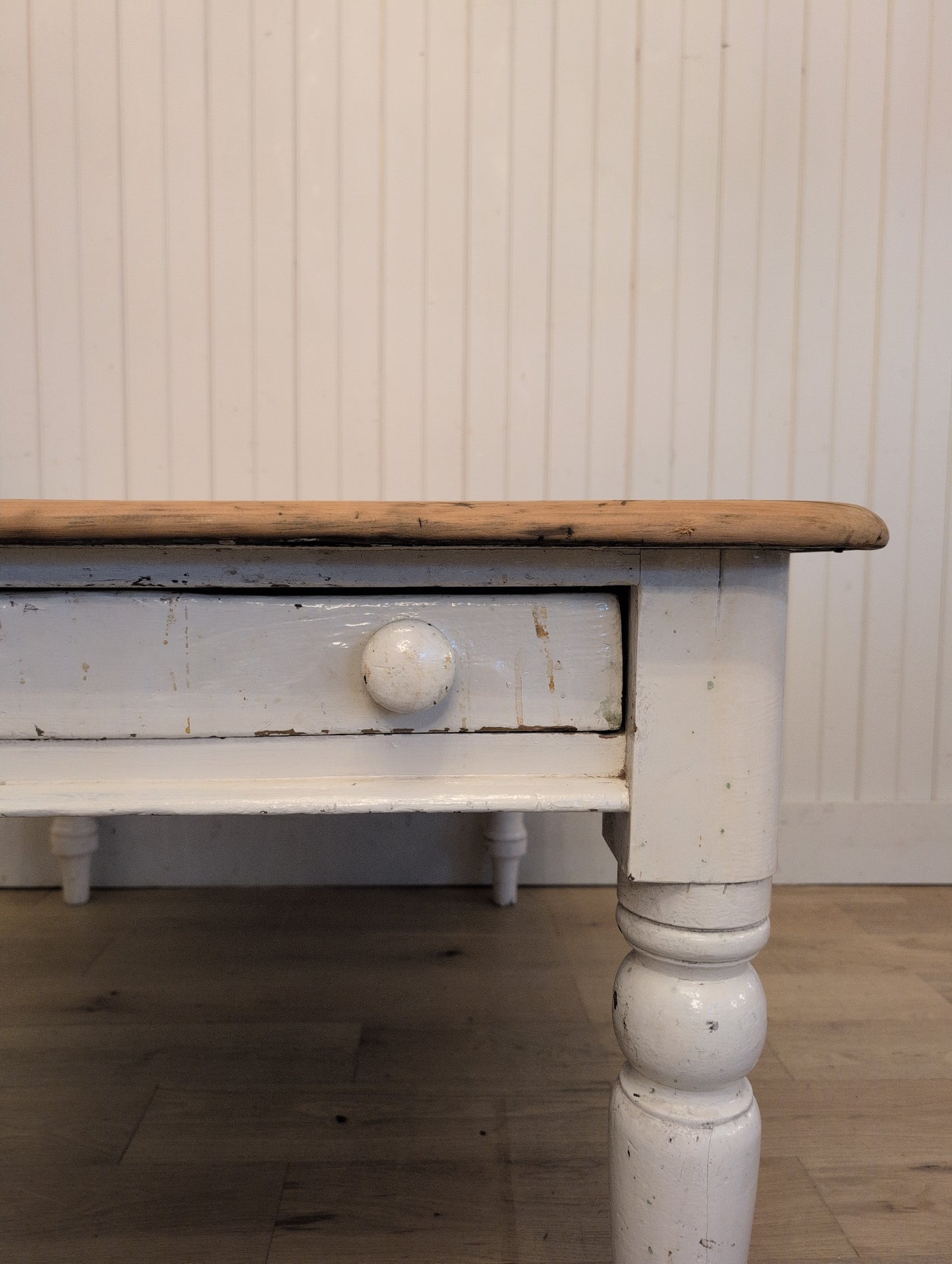 White/Pine Kitchen Table