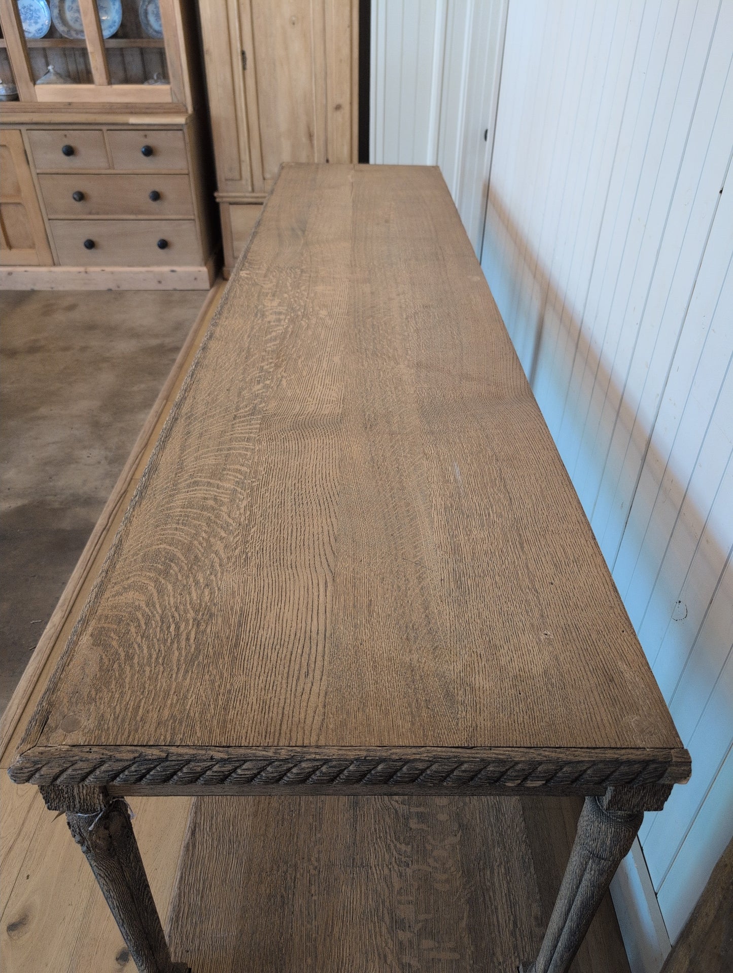 Scrubbed Oak Belgian Drapers Table 1