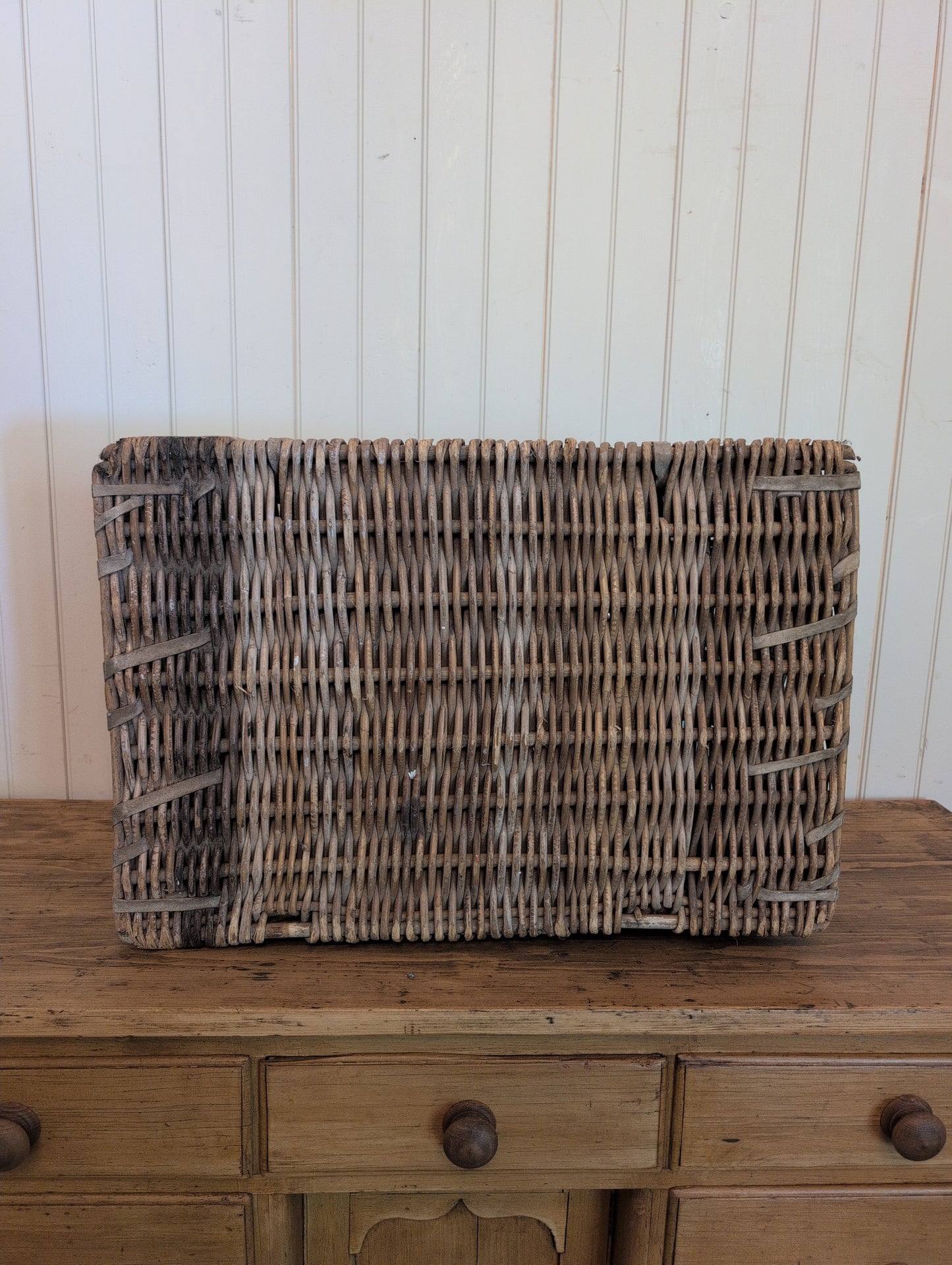 English Laundry Basket Harrow