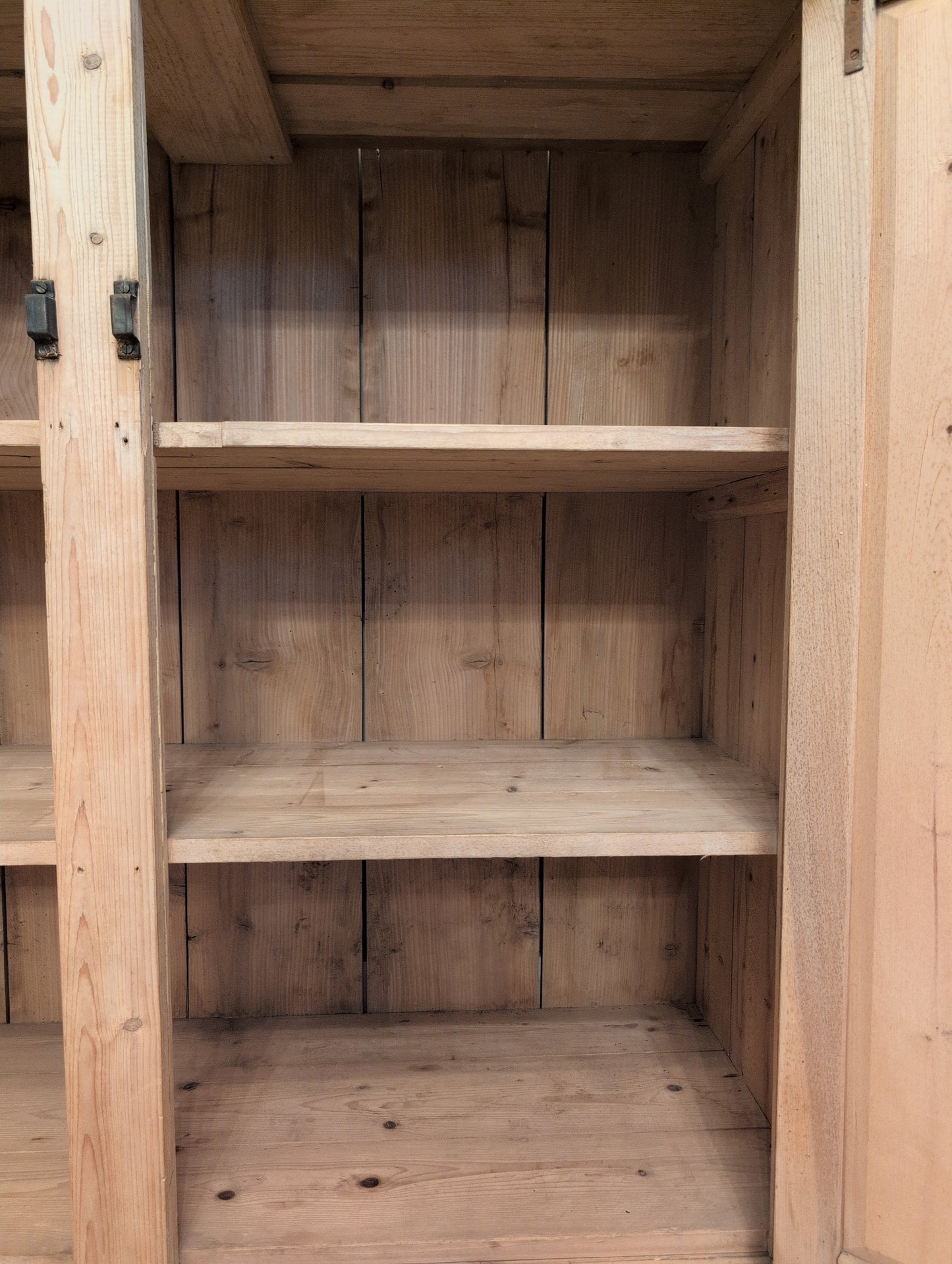 2 Door Larder Cupboard