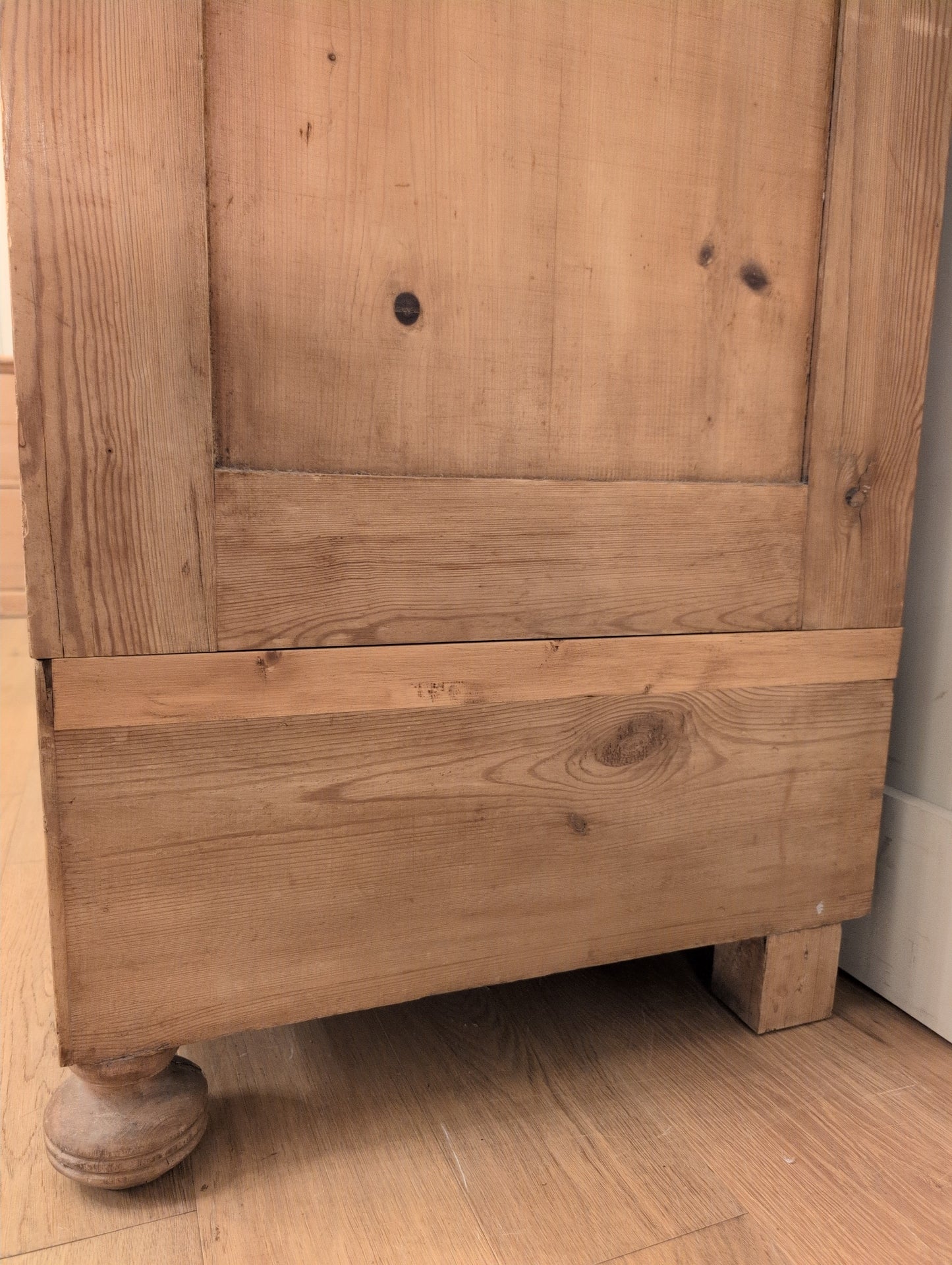 Traditional English Pine Wardrobe