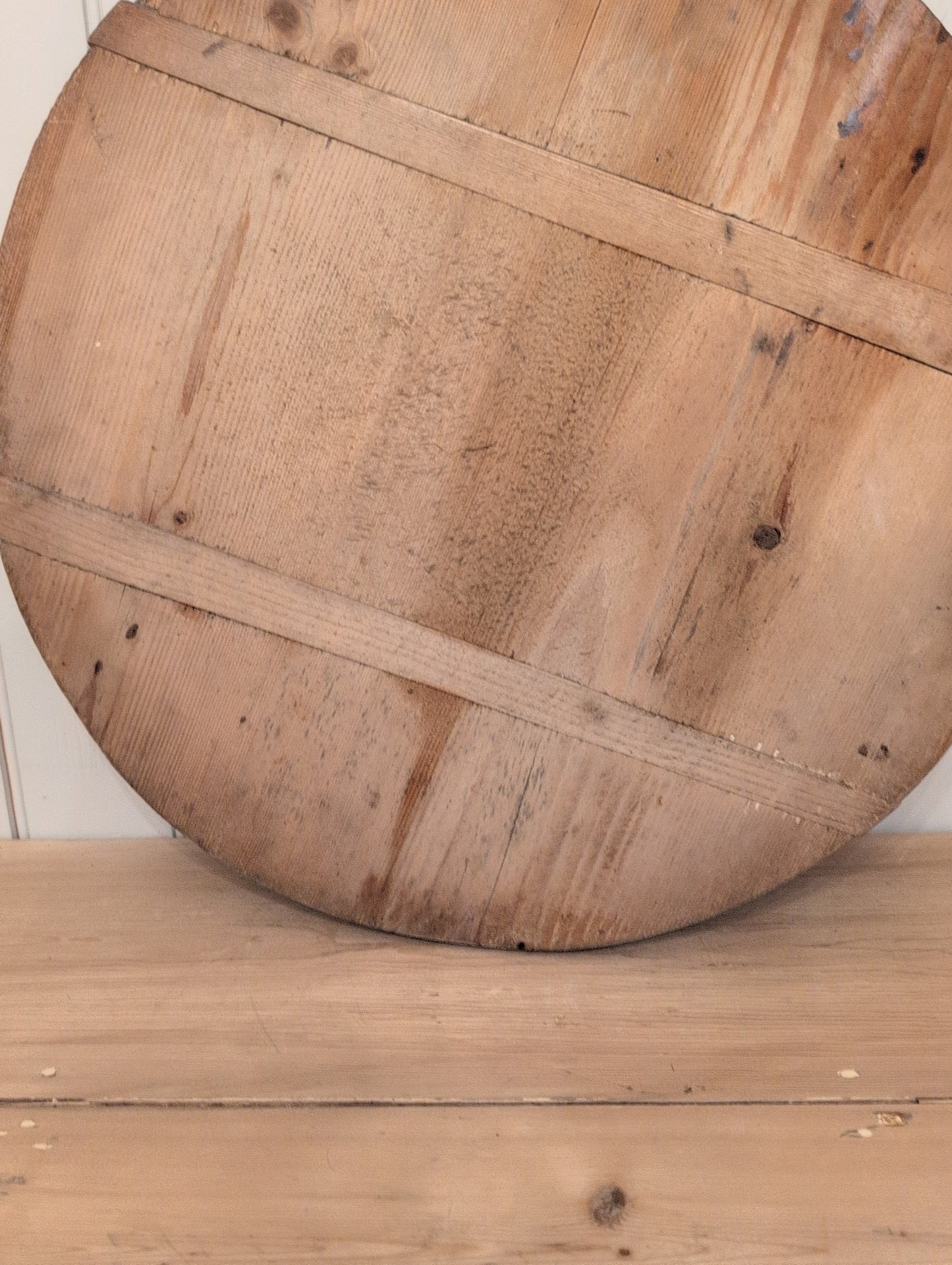 Round European Breadboard M