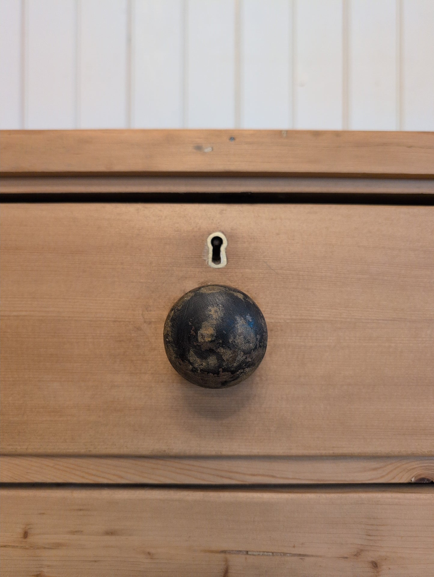 Narrow 2 Over 3 Pine Chest