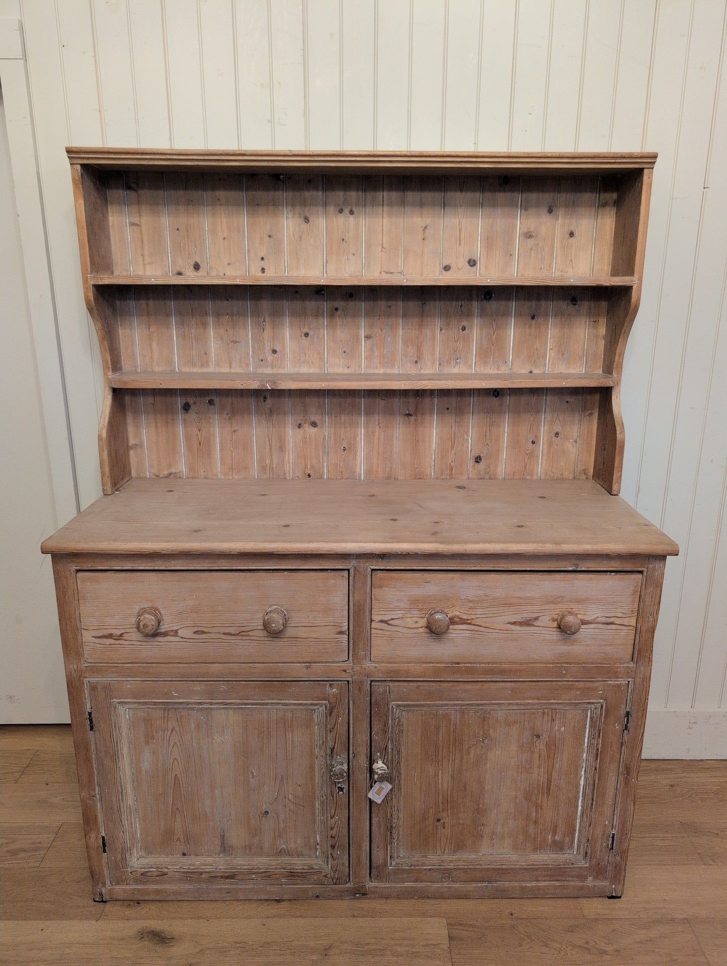 Stout English Pine Hutch