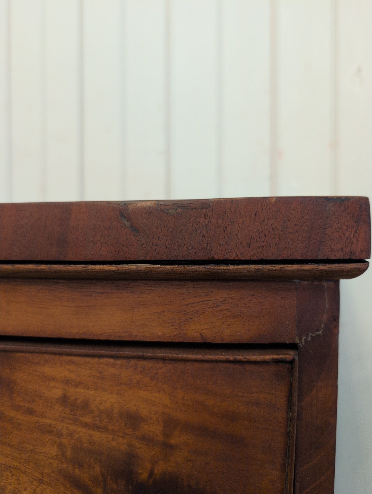 Mahogany 2 Over 2 Bow Front Chest