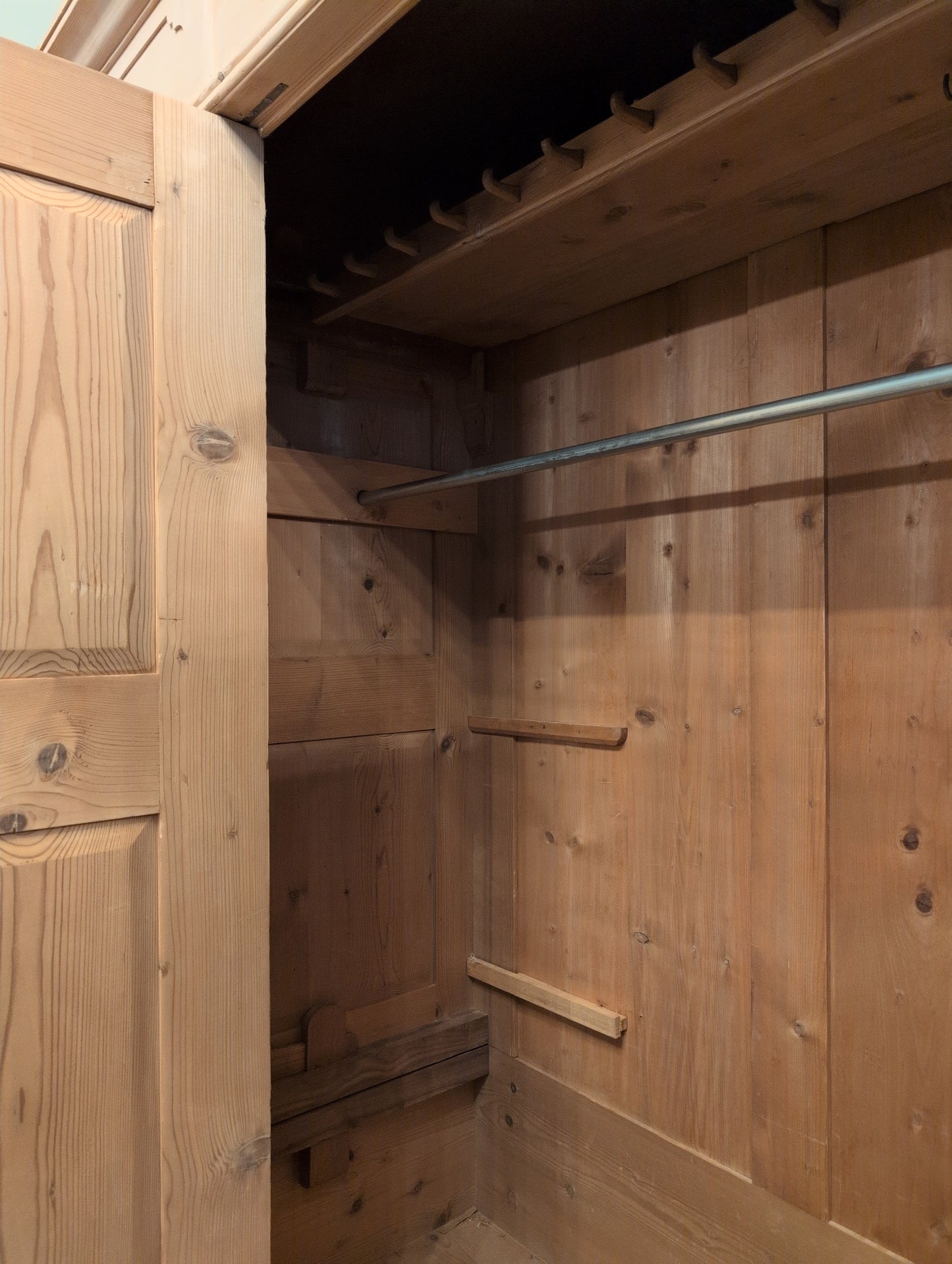 Grand Stripped Pine German Wardrobe