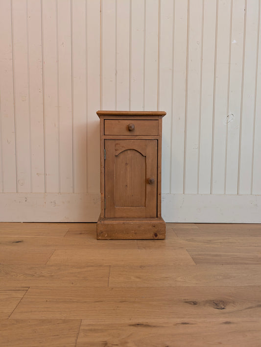 Single Door & Drawer Bedside Cupboard