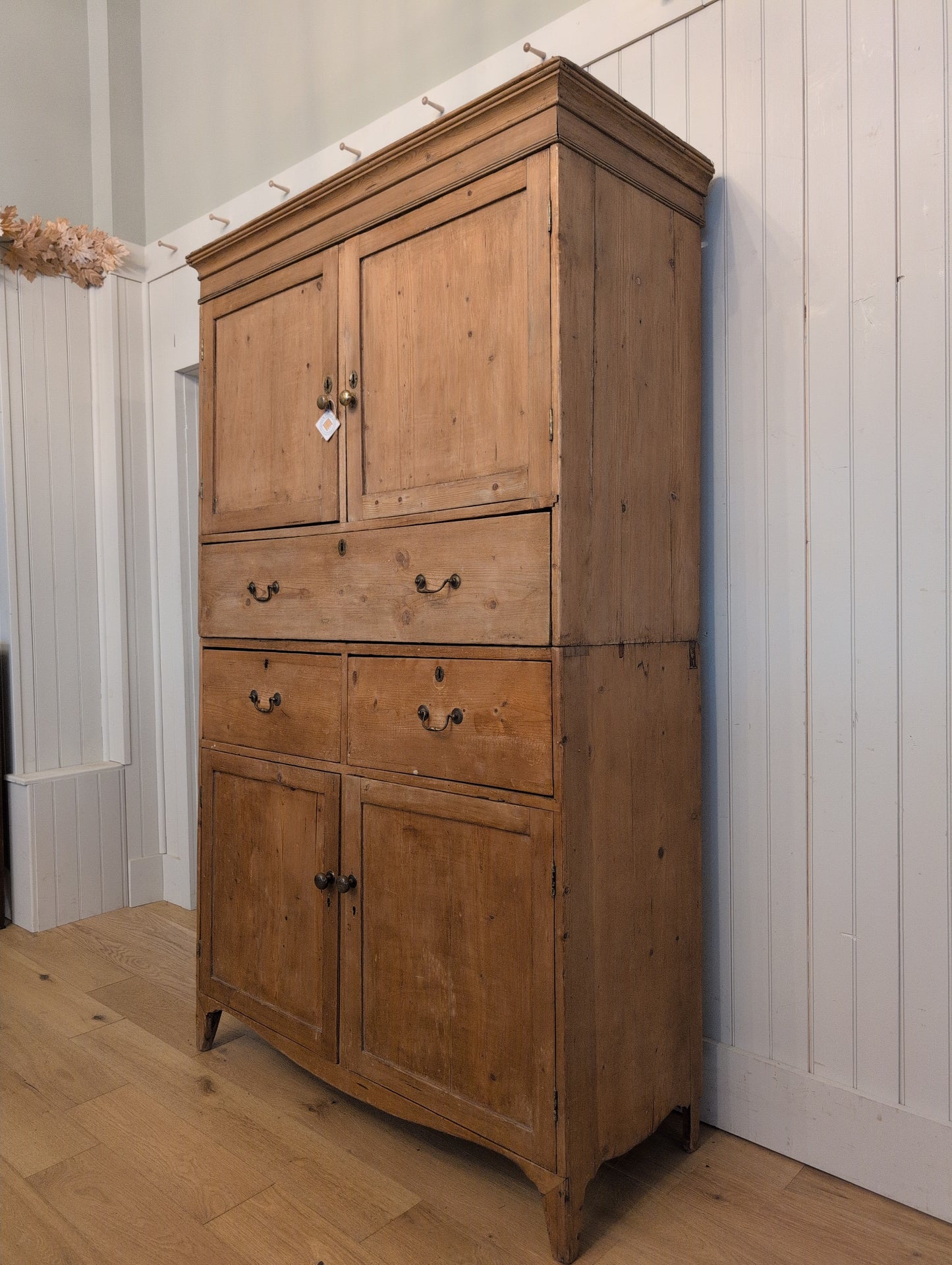 Georgian Pine Linen Press