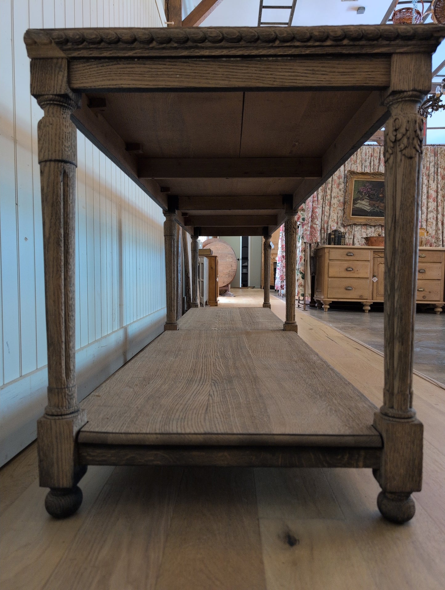 Scrubbed Oak Belgian Drapers Table 1