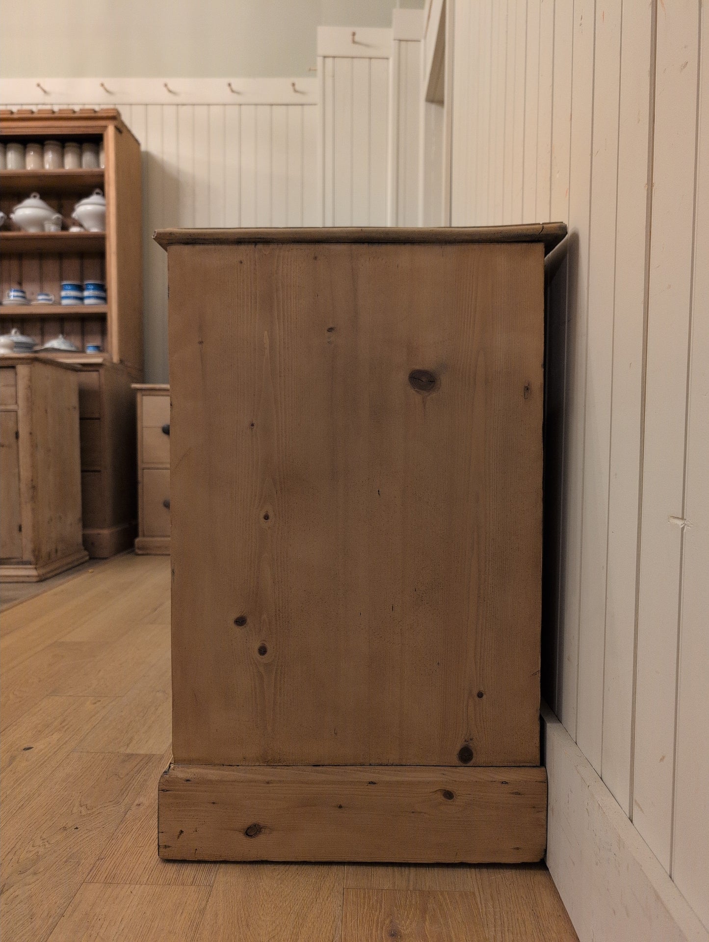 Victorian Pine 2/2 Chest - Plinth
