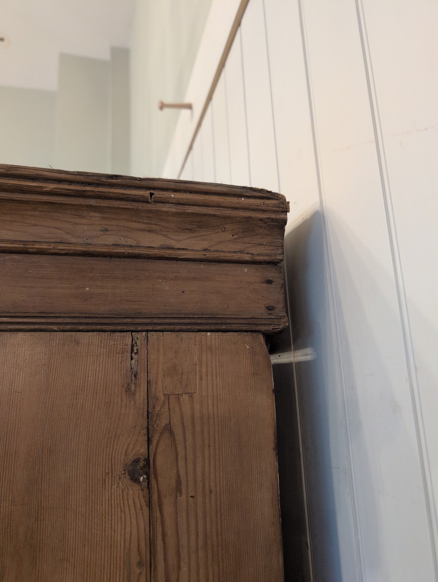 Georgian Pine Linen Press