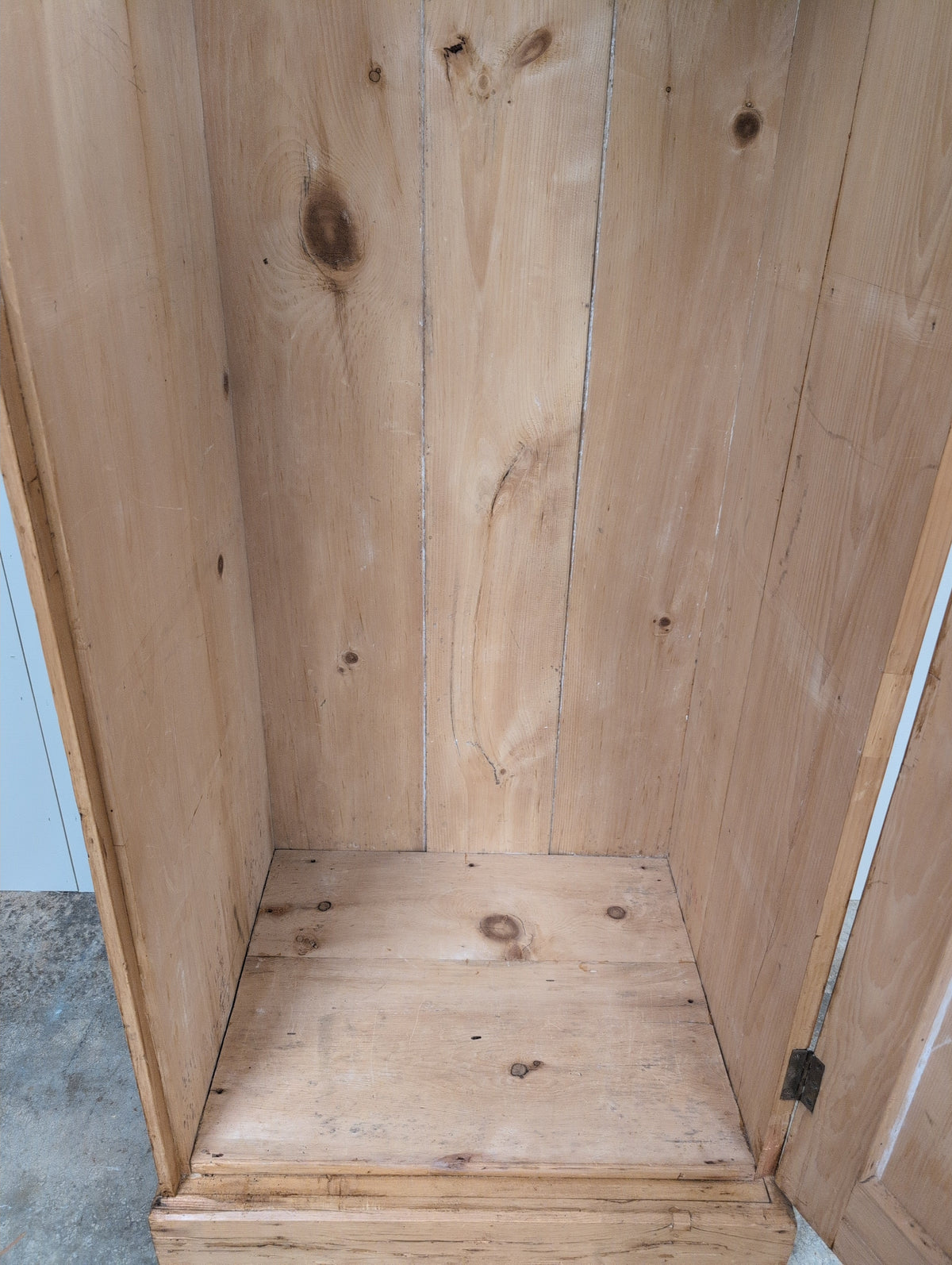 Single Door Hall Cupboard