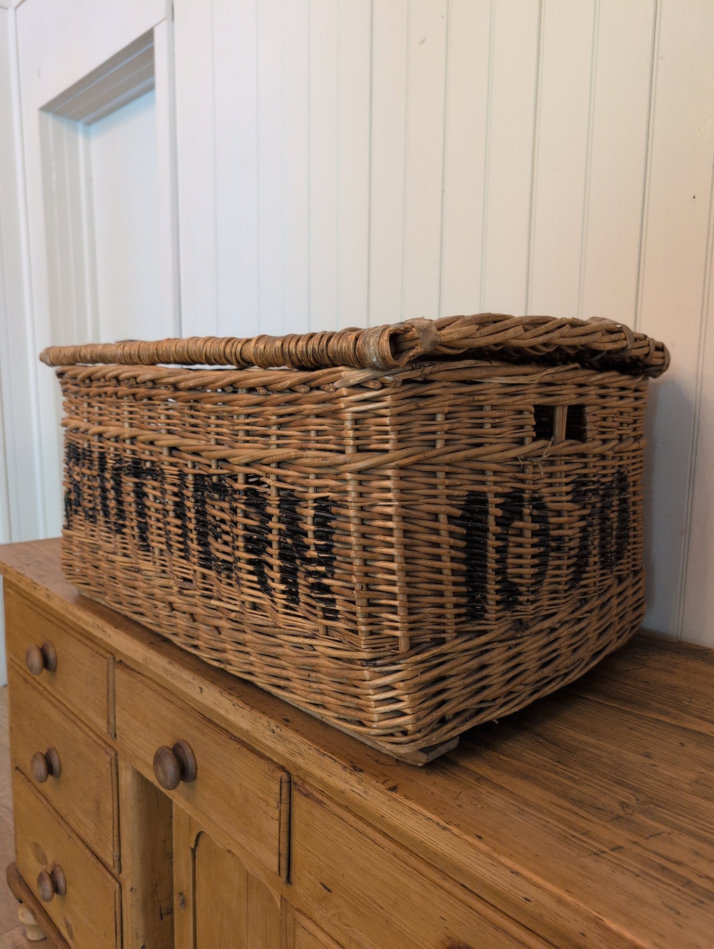 English Laundry Basket Southern