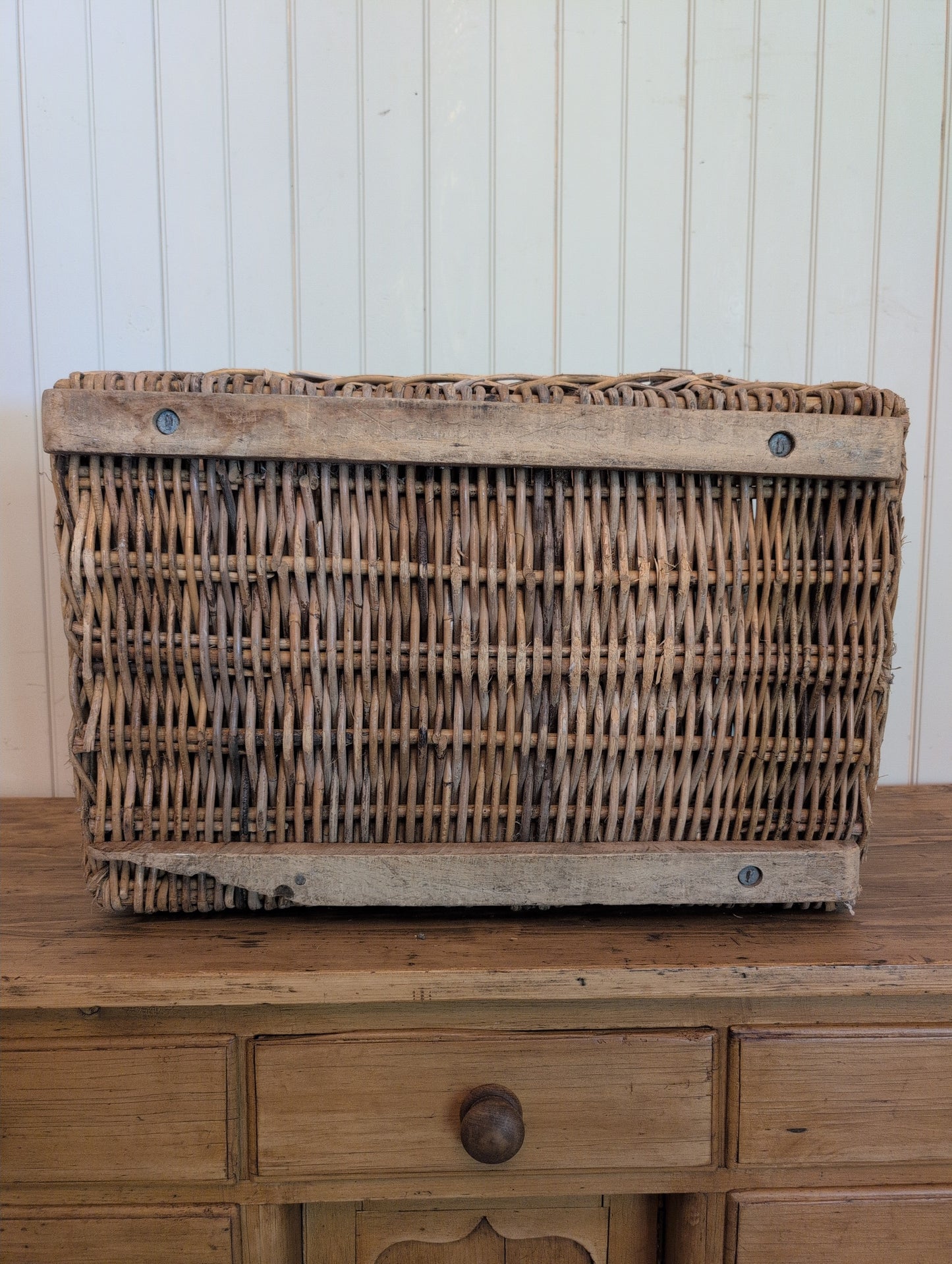 English Laundry Basket Harrow
